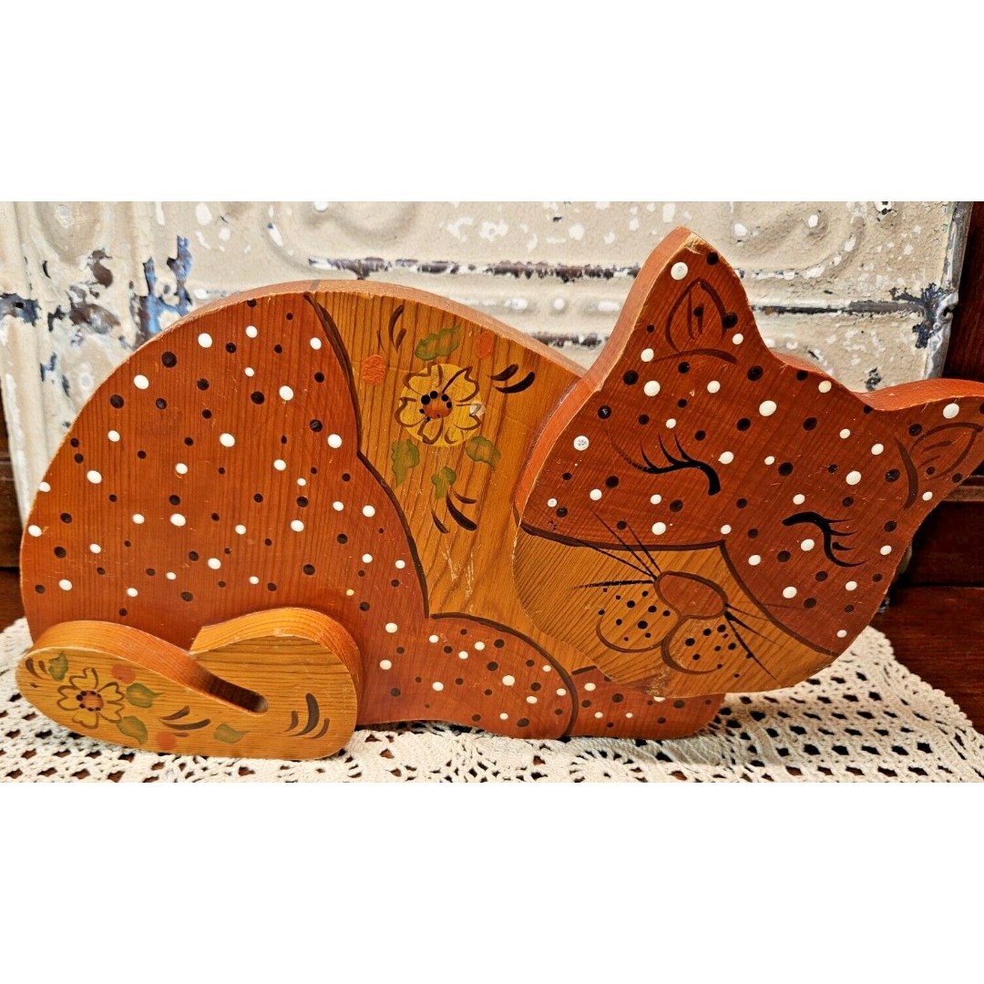 Fun Vintage 3D Wooden Smiling Cat Hand Painted Figural Door Stop