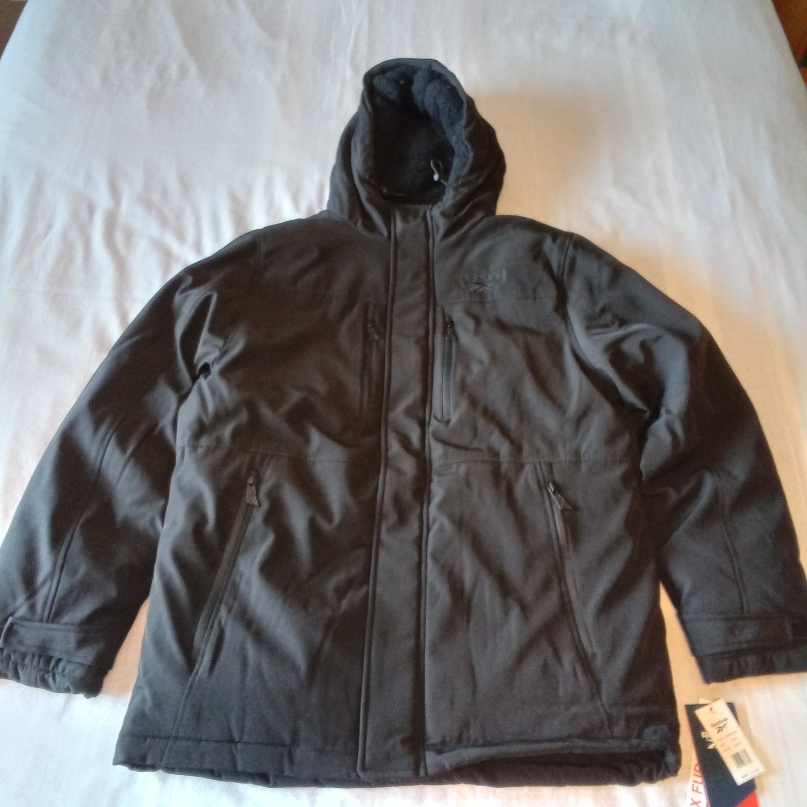 Reebok NWT Men's Black Heavy Winter Coat Jacket M Faux Fur Lined Hood 170 New