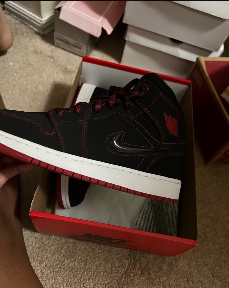 Jordans 1