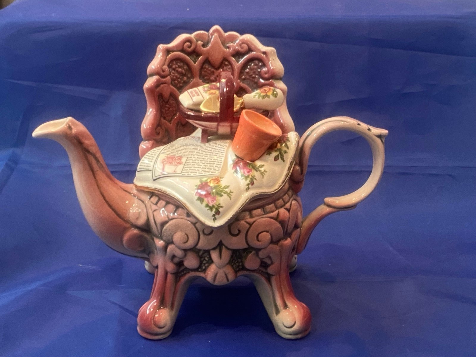 Vintage Royal Albert Earthenware Teapot Old Country Roses