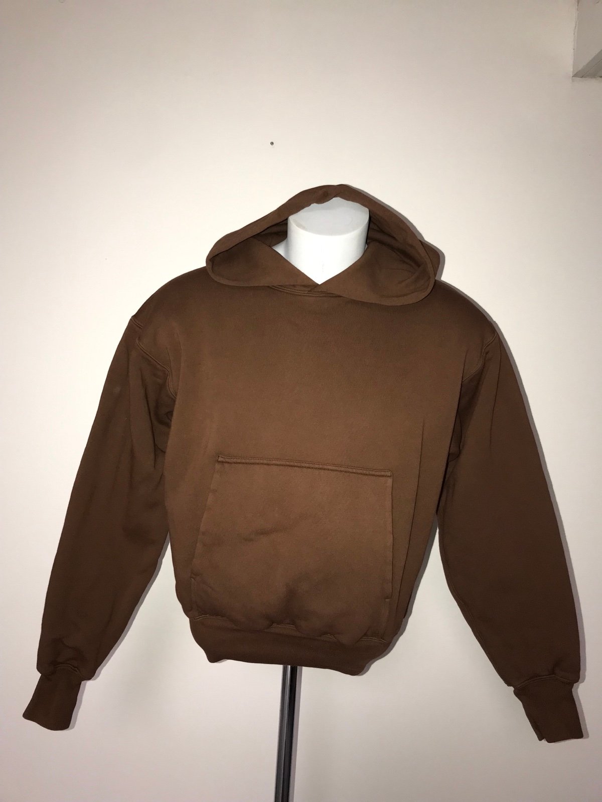 YZY hoodie size small see Pictures for measurements could fit mens small or wome