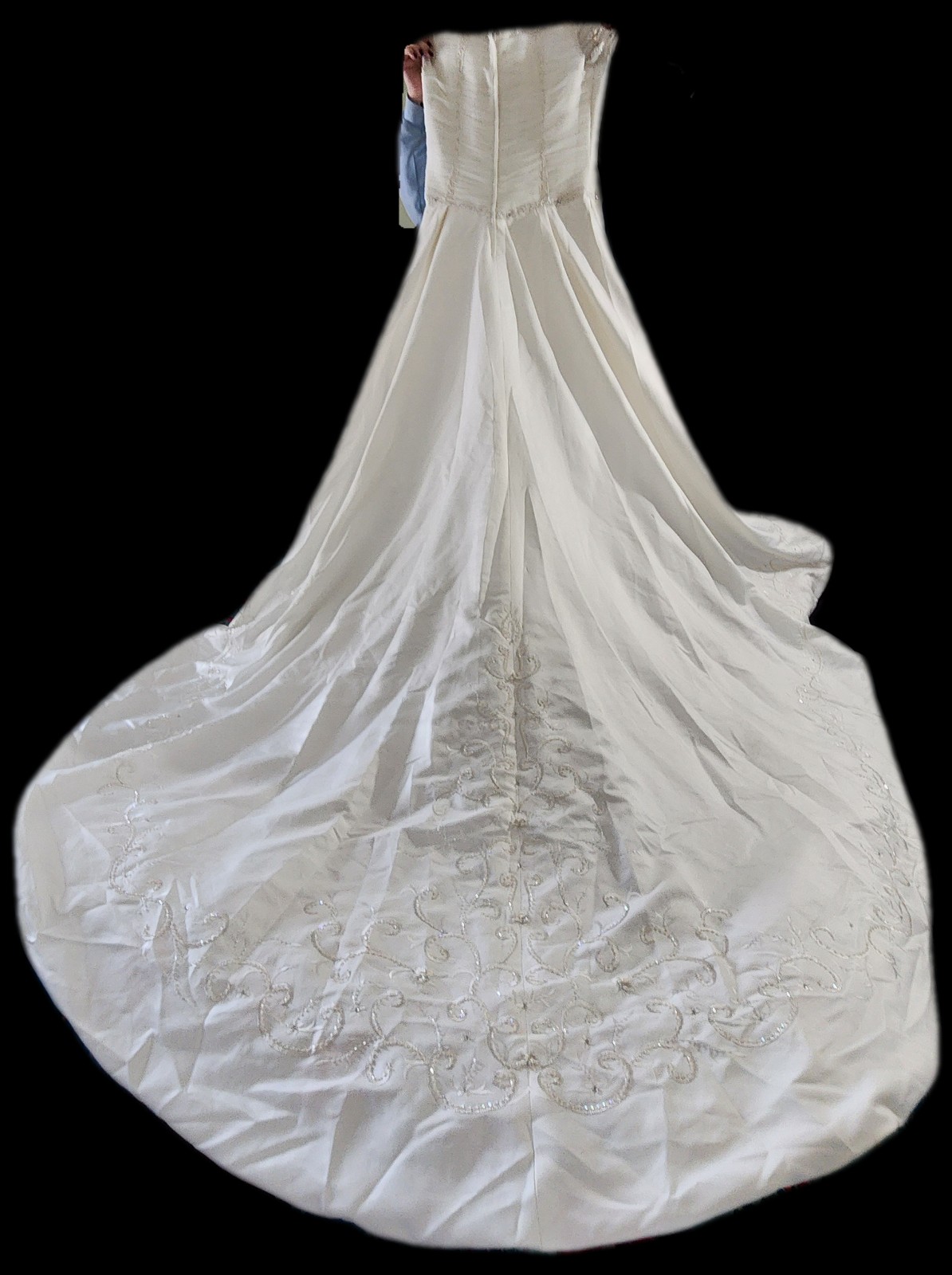 Beautiful brand new wedding dress size 18