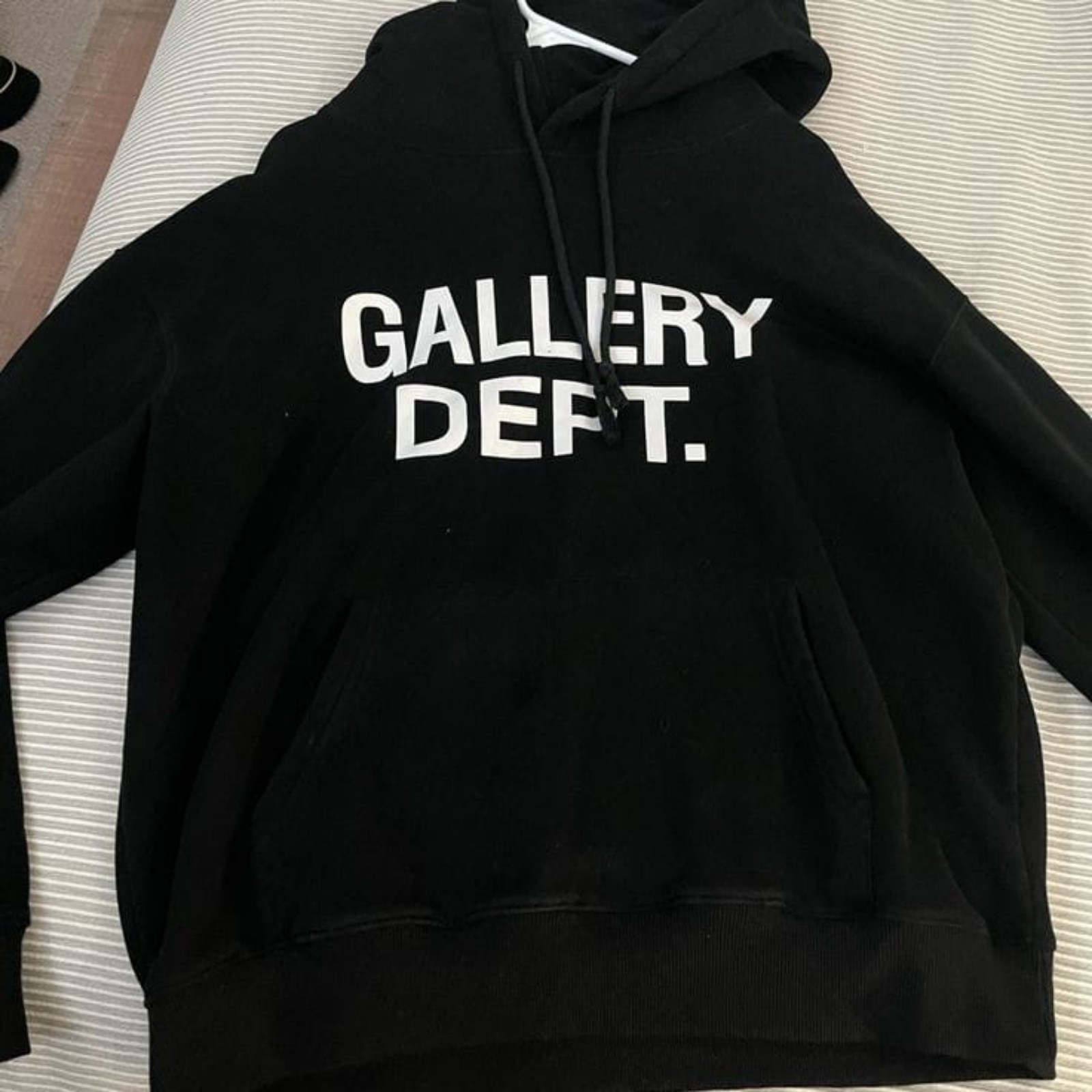 Black Gallery Dept. Hoodie Large
