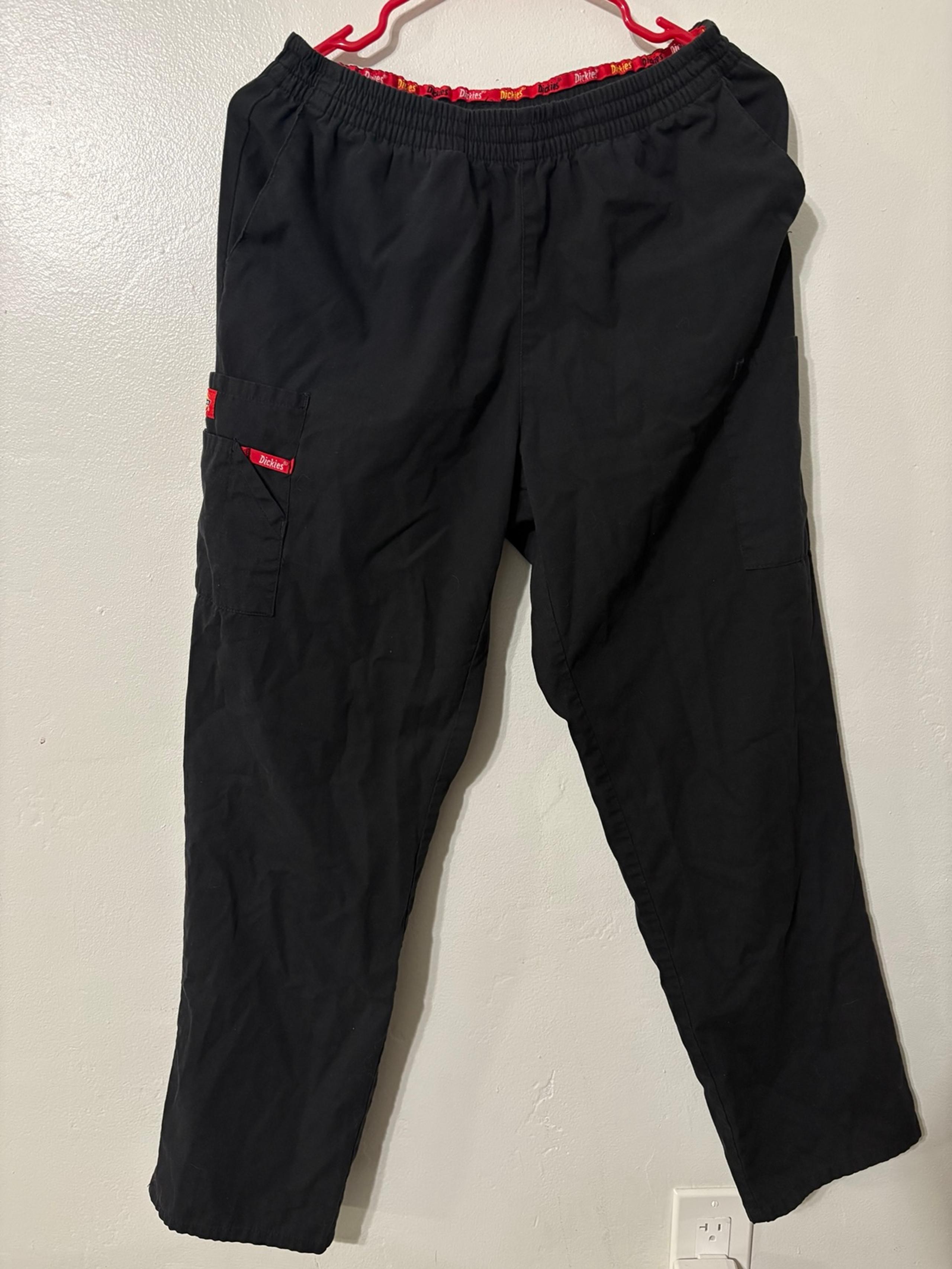 Dickies scrubs Medium