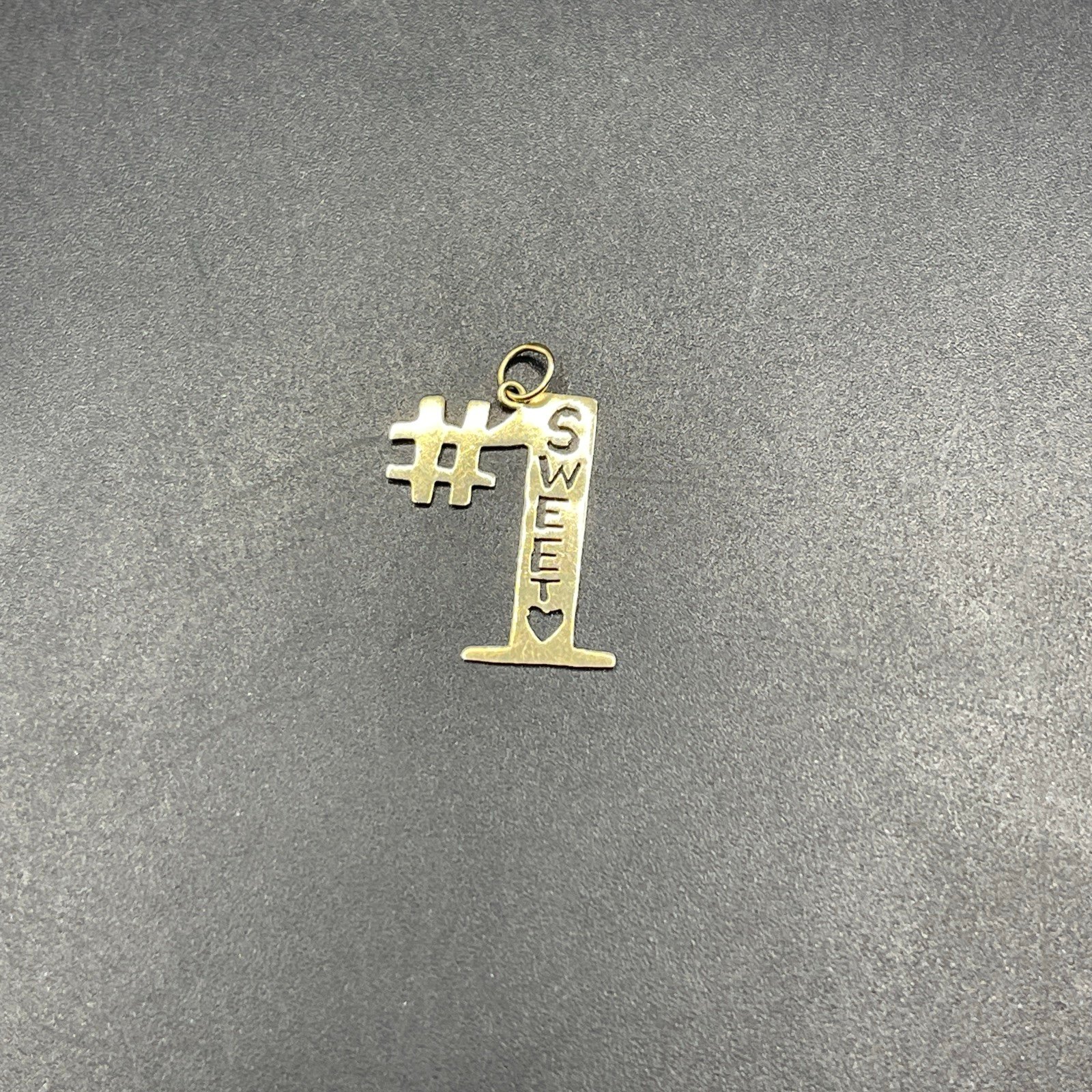 Pendent #1 Sweet 14k 011123aE@