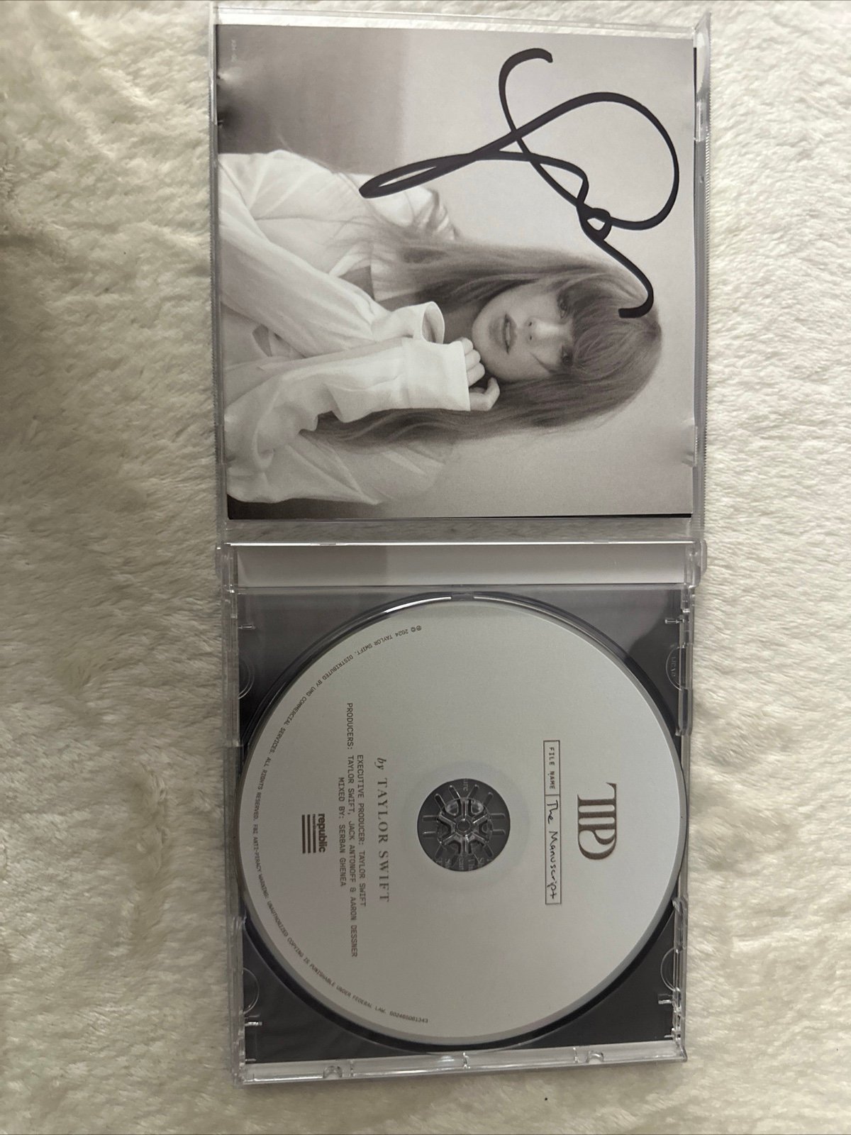 Taylor Swift The Tortured Poets Department CD & Hand Signed Photo + Fortnight!!!