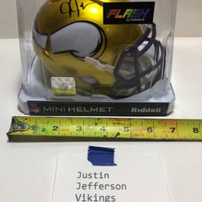 Mini Helmet Autographed W /COA Justin Jefferson