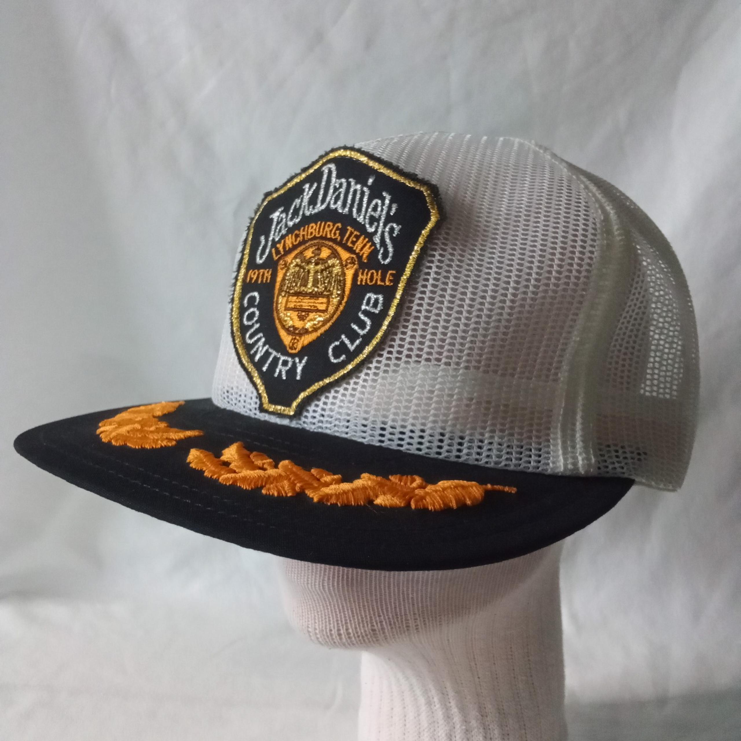 Vintage Jack Daniels Country Club Cap 19th Hole White & Black Mesh Snap Back Hat