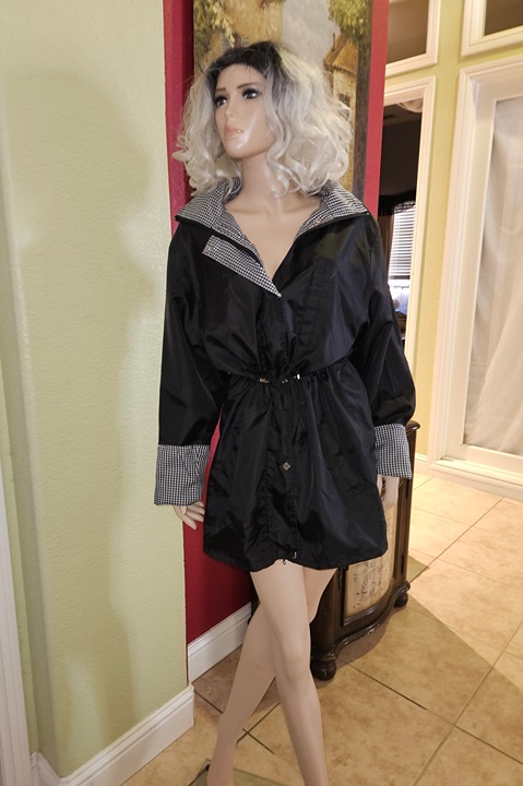 Women's Mid Length Black Chic Windbreaker, Plaid cuffs & Plaid Lined Hood Large