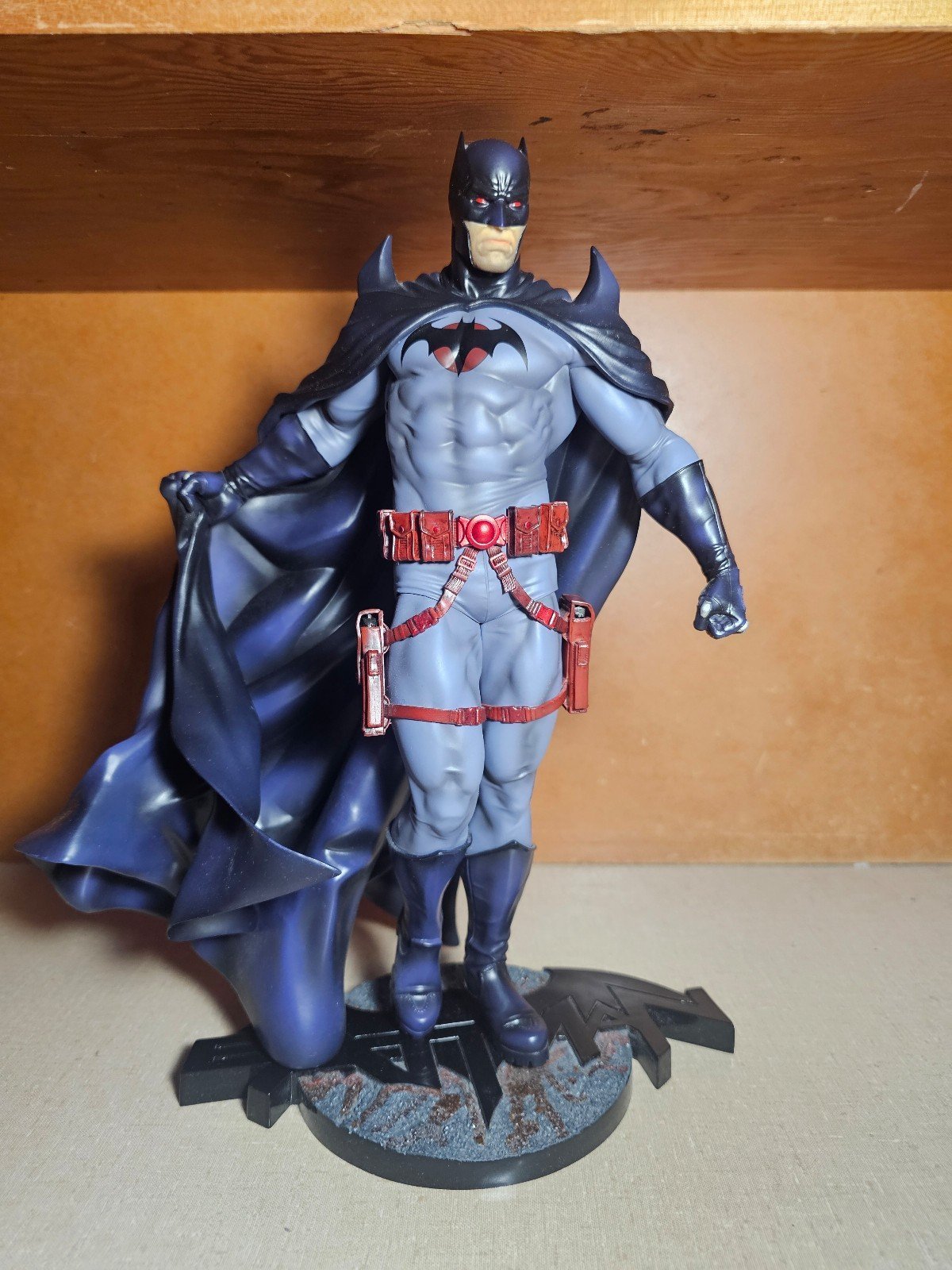 Batman Thomas Wayne Statue