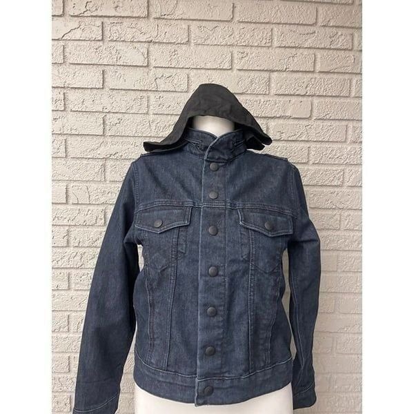 Levi Strauss & Co Blue Denim Trucker Jacket Size M