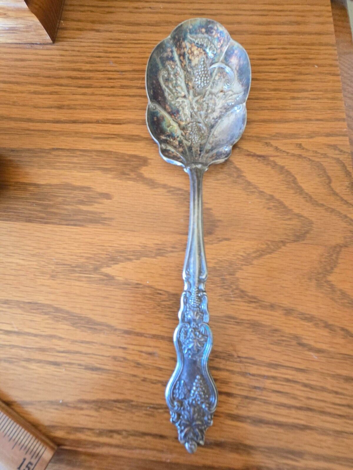 ASPREY & CO STERLING ENGLAND 9 SPOON REPOUSSE VINES GRAPES PAT. 4-1006