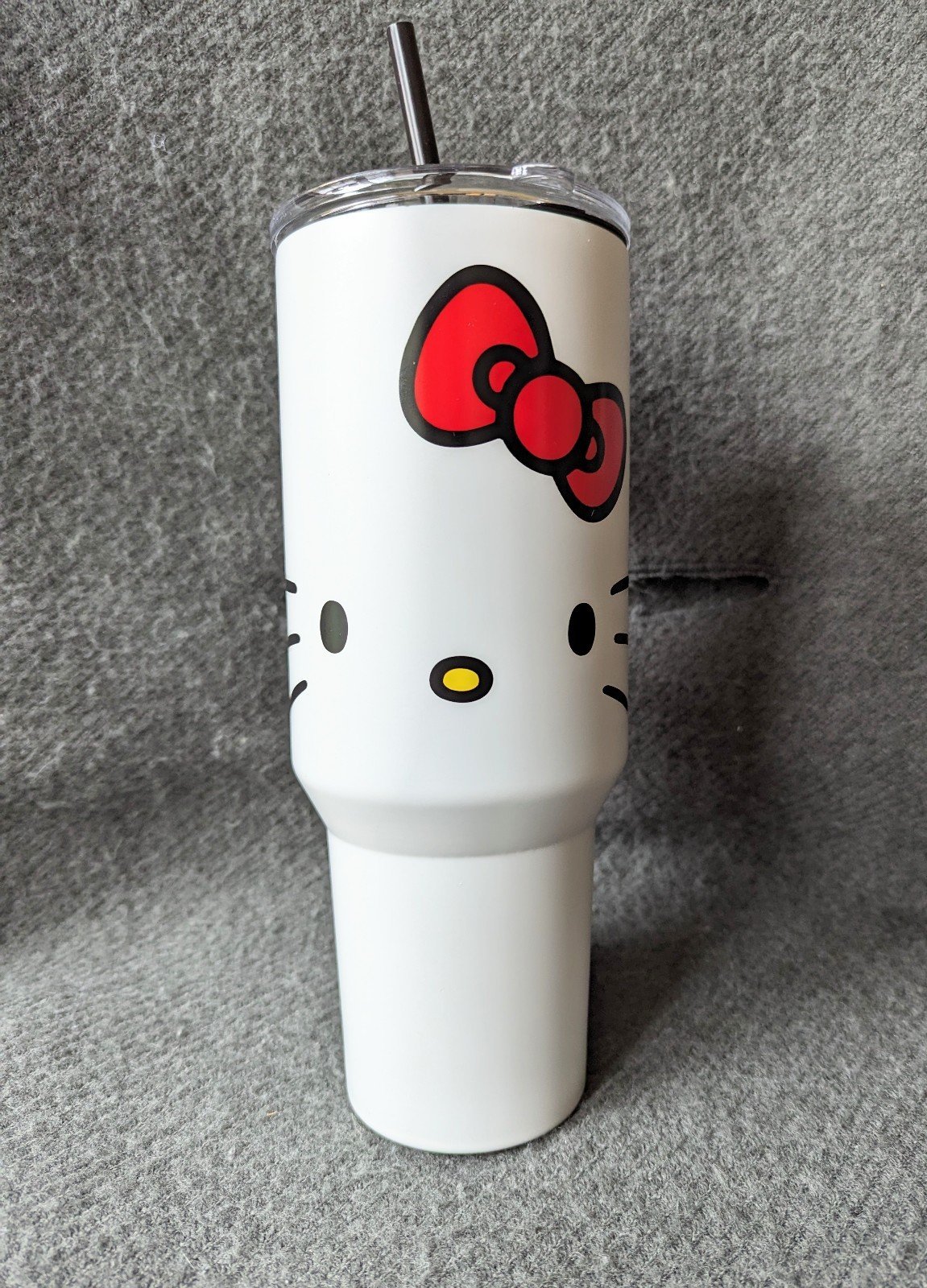 Hello Kitty 40oz stainless steel tumbler BNWT