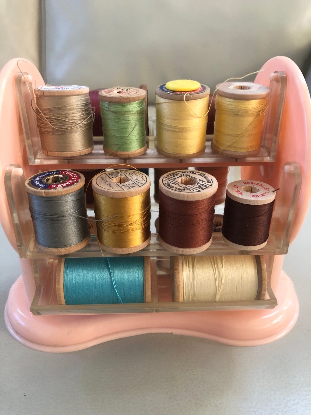 Vintage Sewing Thread Holder