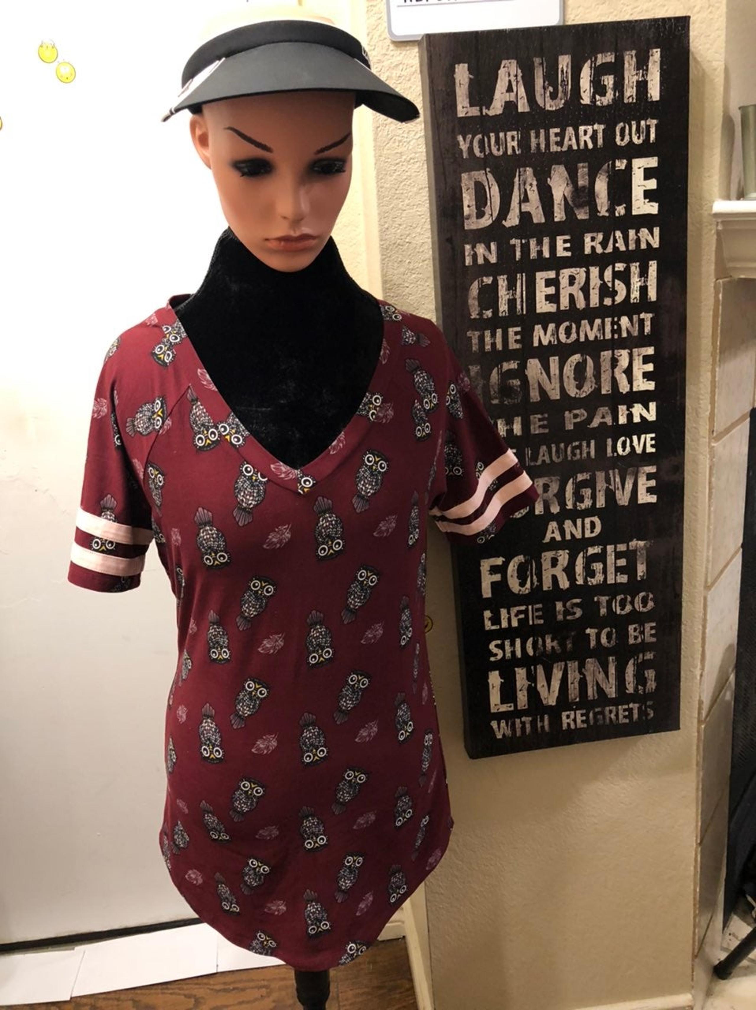 New Chic " No Boundaries" Owl Tunic Top