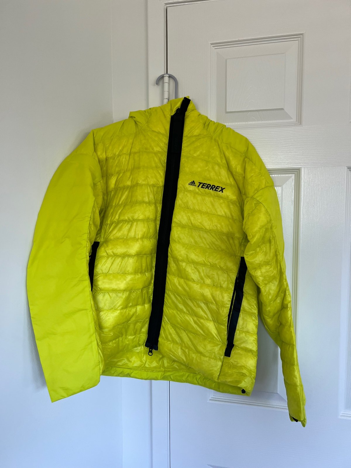 Adidas Terrex MyShelter Women’s Down Hooded Jacket Sz.S Yellow GM4785 New 300