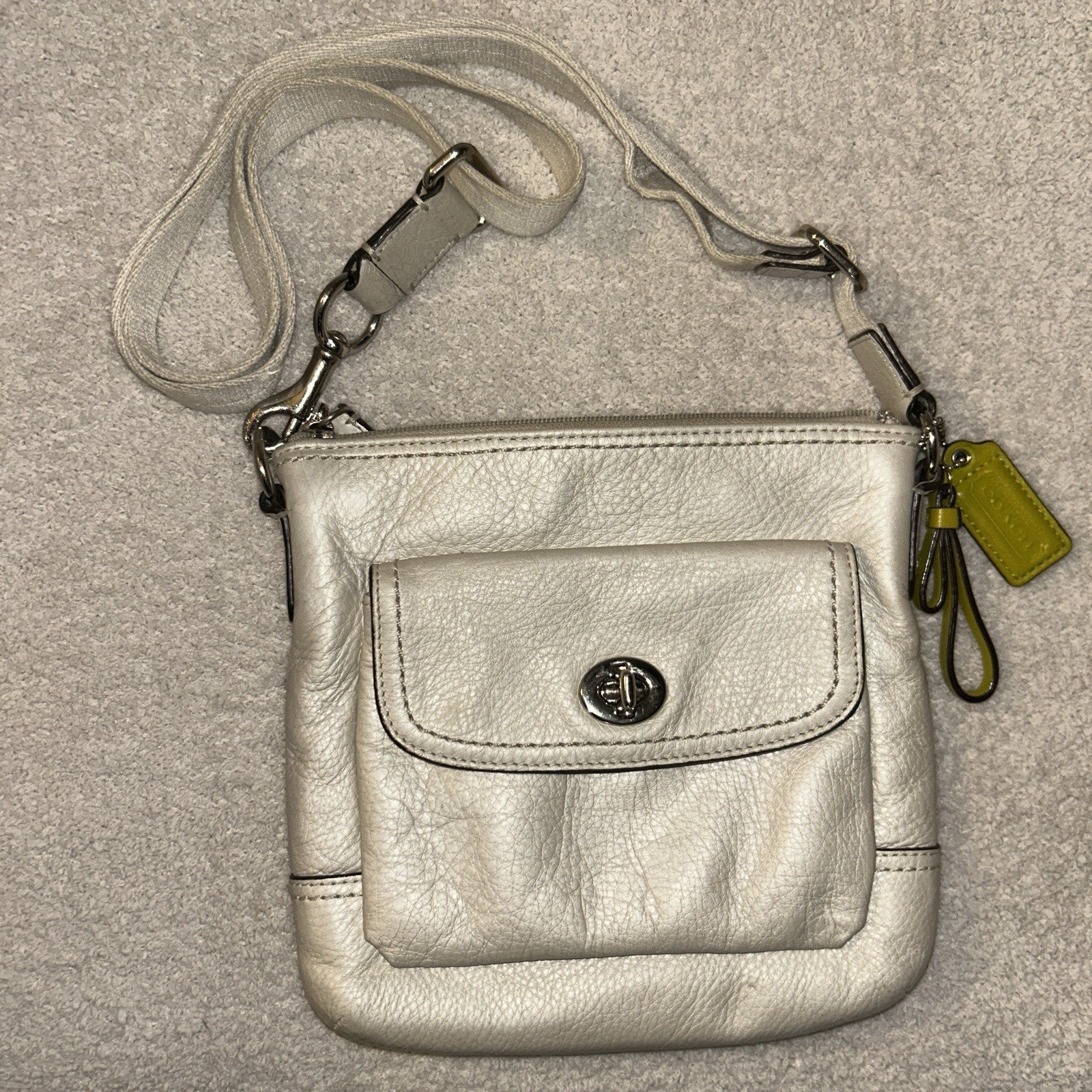 Coach Park Metallic Pearl Pebbled Leather Small Crossbody Bag Hang Tag Dainty