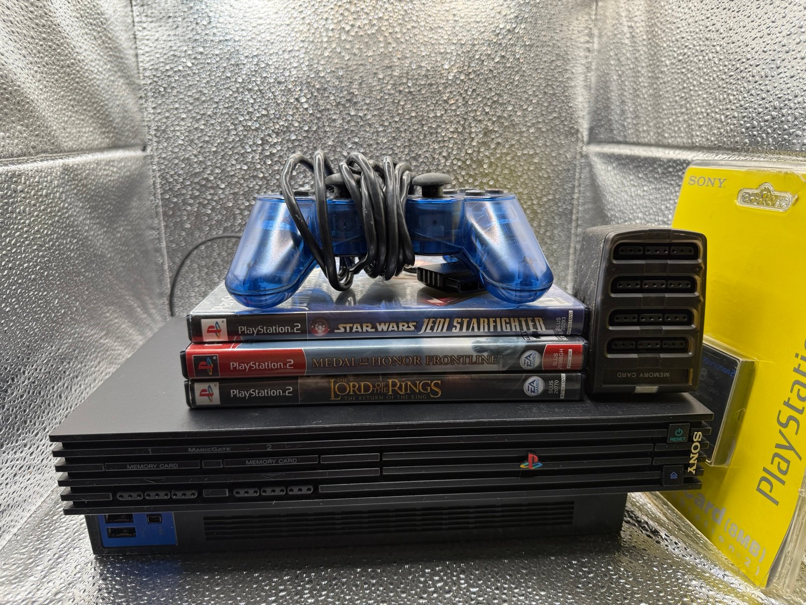 PlayStation 2 Fat with accessories