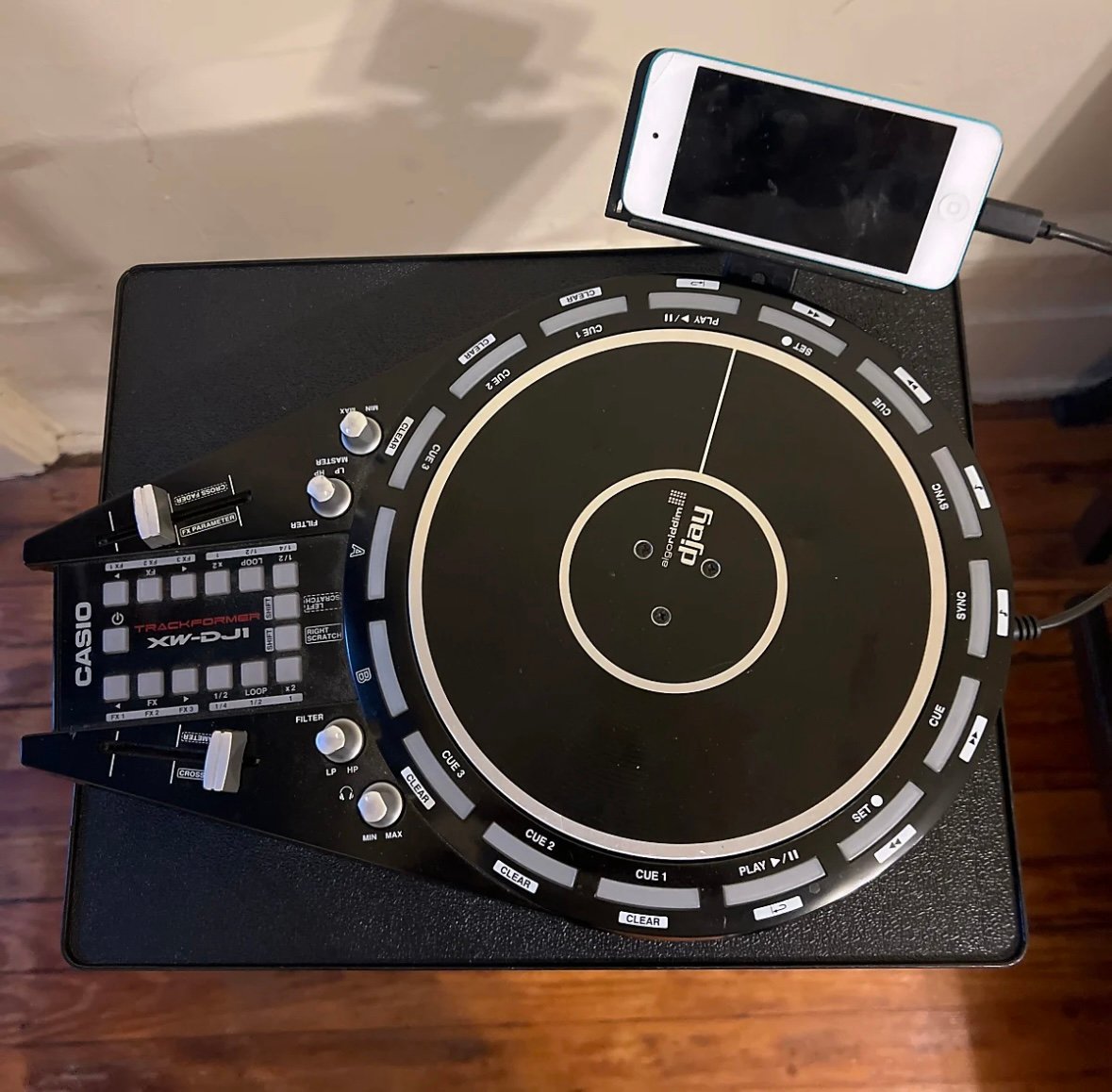 CASIO XW-DJ1 DJ Controller