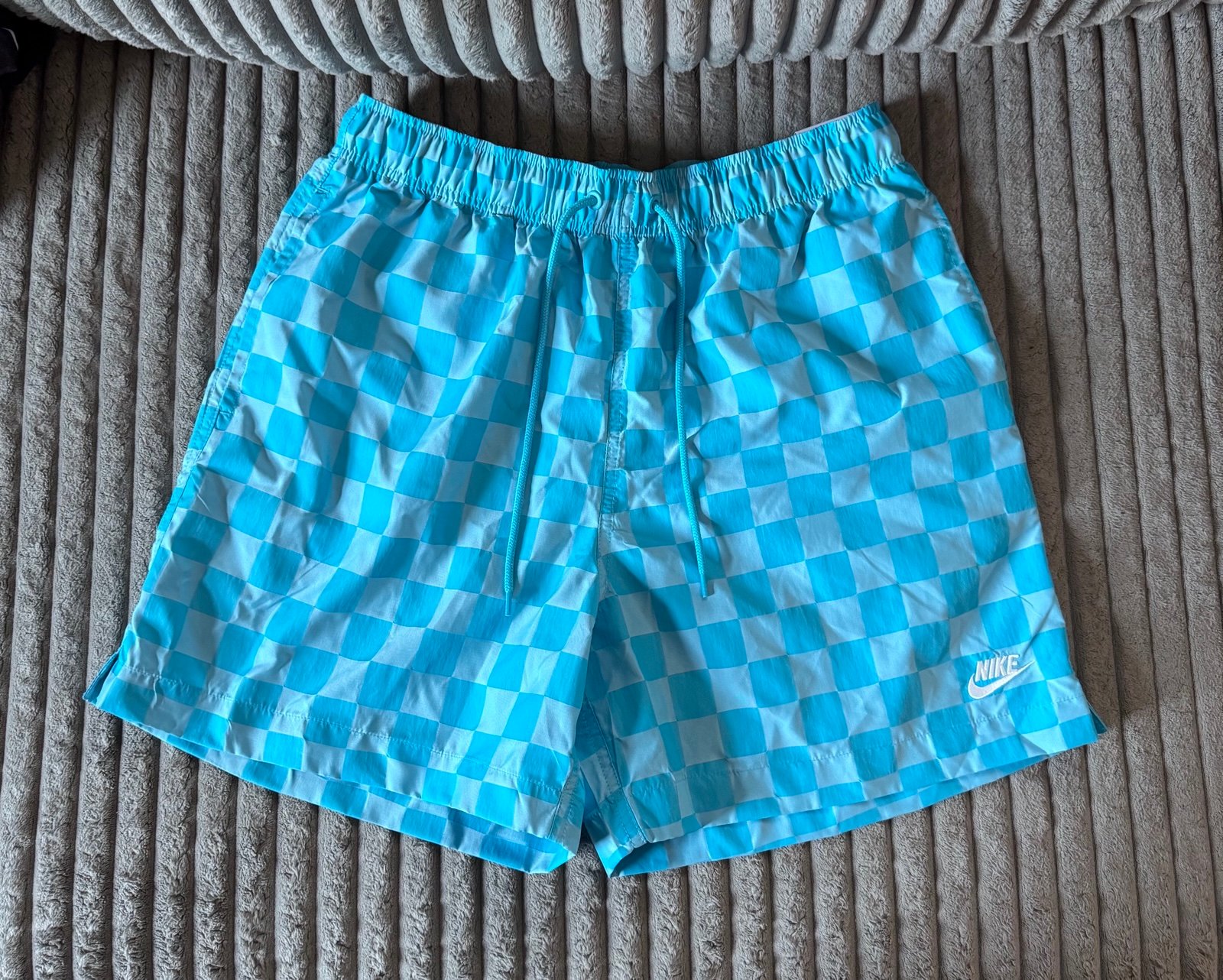 Nike Men's Checkers Club Flow Short