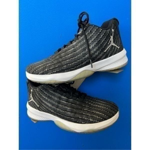 Nike Air Jordan B. Fly Knit women's Size 10 Basketball Shoes 881444-010 black