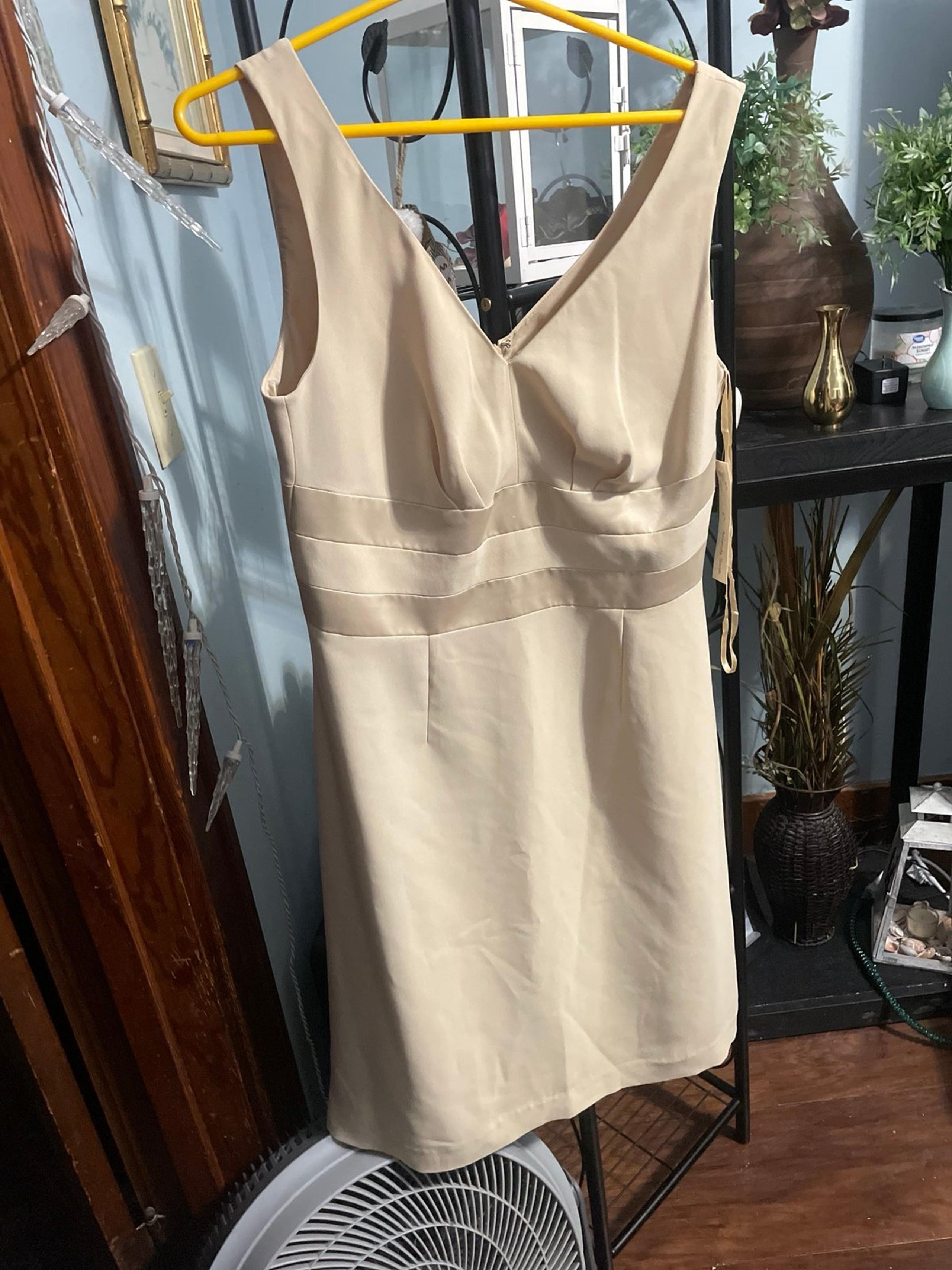 Brand new Amanda Smith Something Satin mini dress knee length size 10