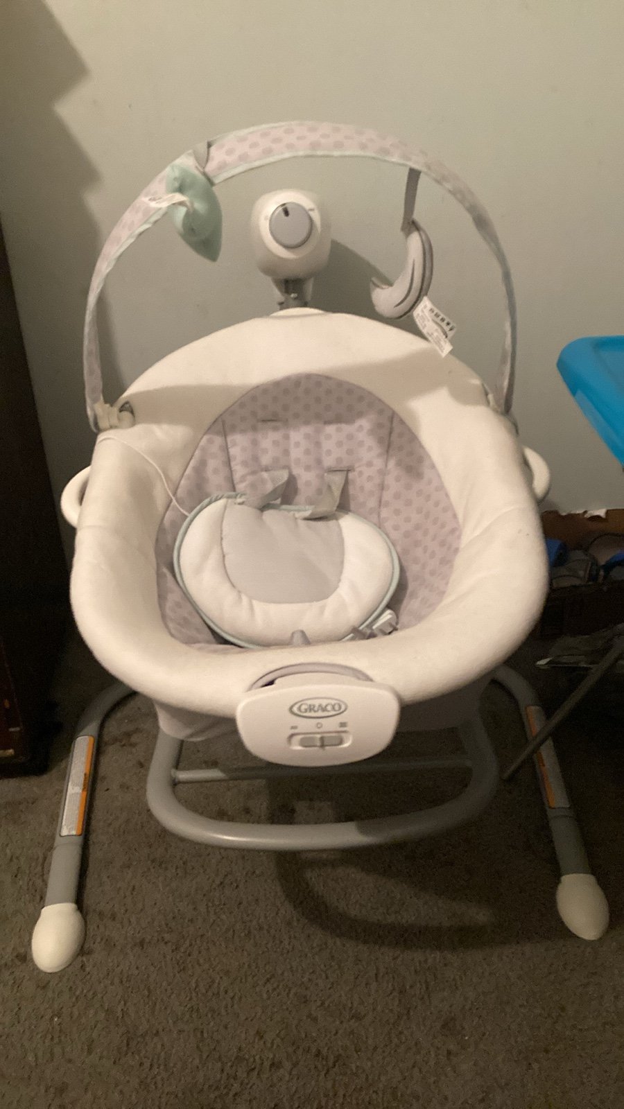 Graco swing with adjustable settings