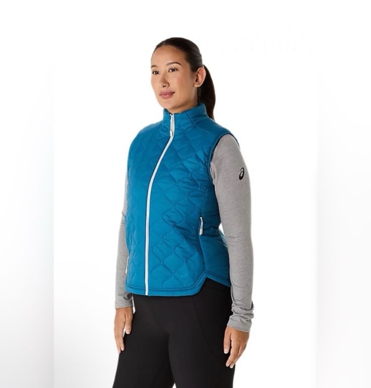 NWT ASICS WOMEN'S PERFORMANCE INSULATED VEST 2.0 Size: Medium