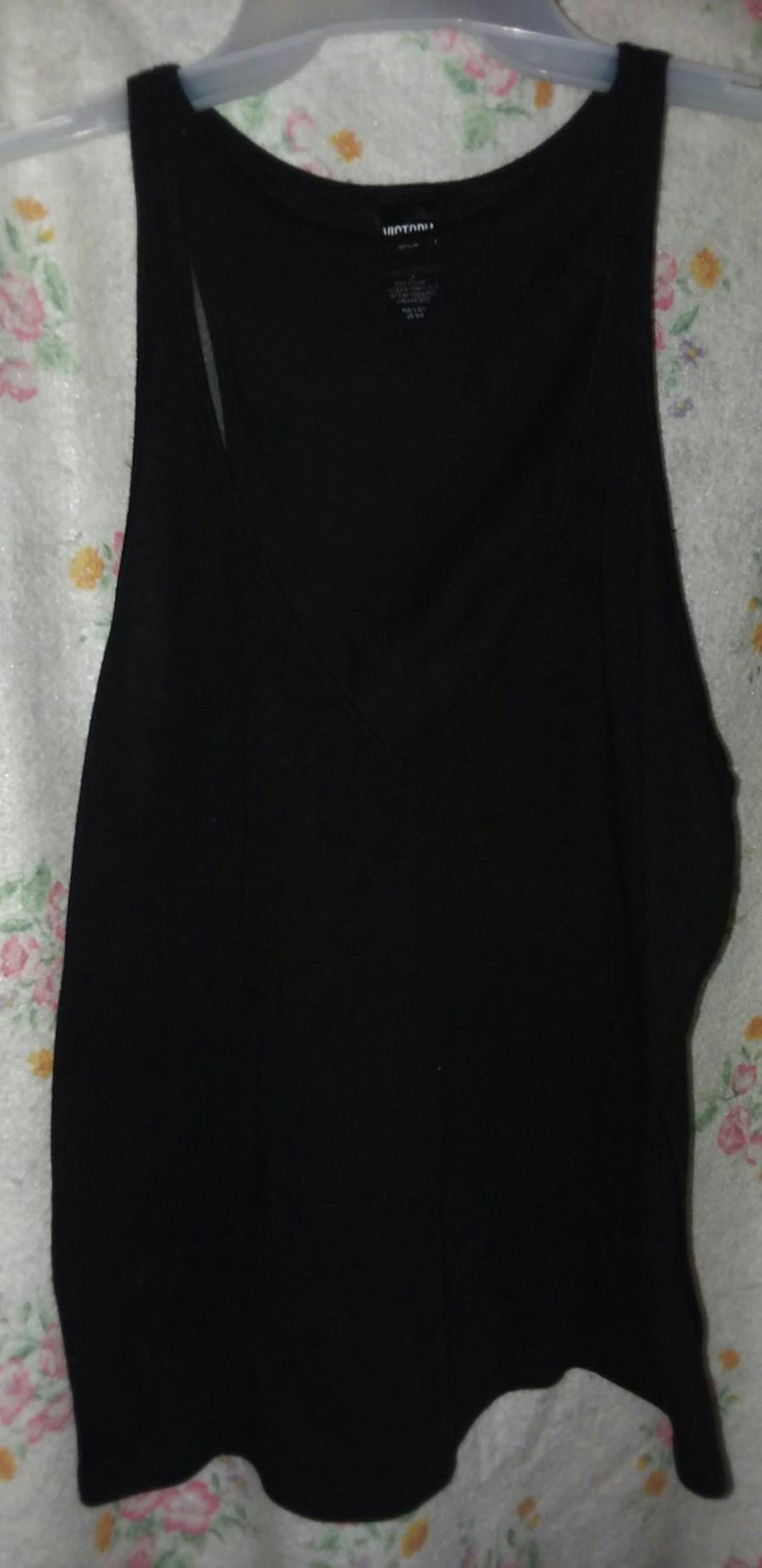 Victoria's Secret v-neck mesh Tank sz Xs