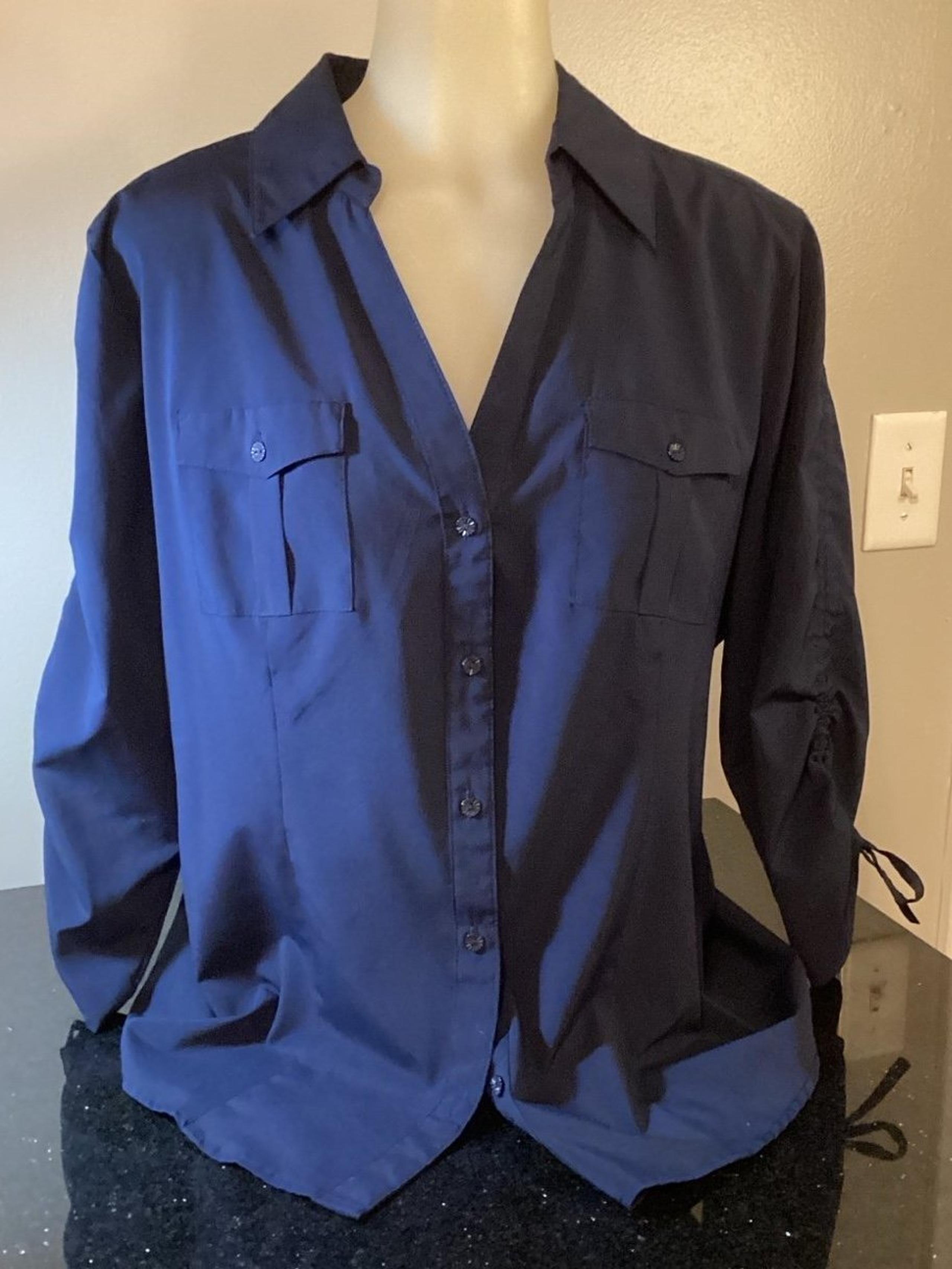 Navy blue Cato button down surplus blouse scrunch sleeve nwot Sz L