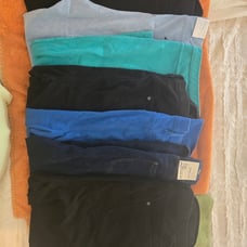 7 pairs 2x (20) Capris, NWT and Like New