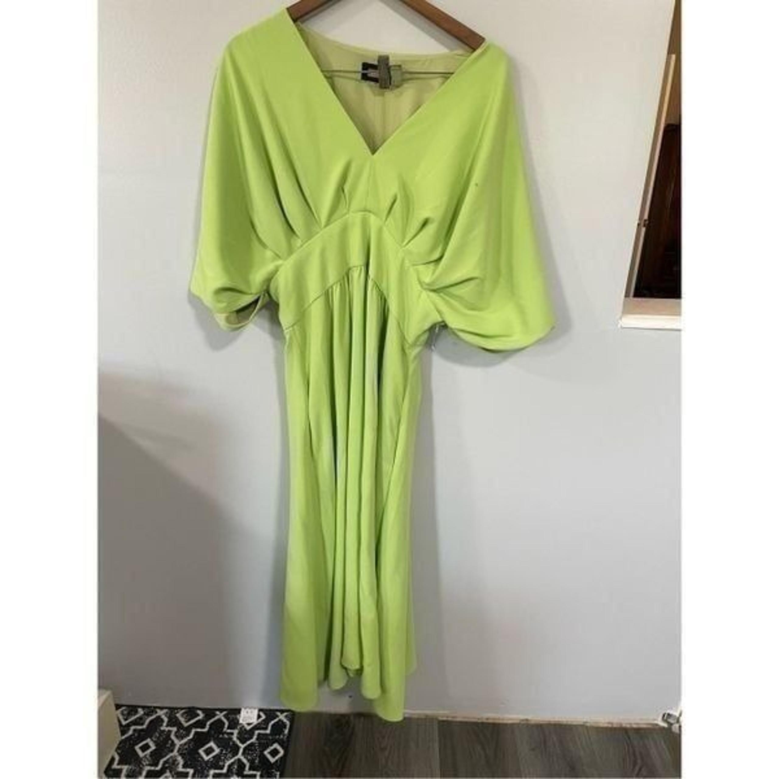 Alexia Admor Women’s Small August Short Sleeve Midi Dress Bright Green Night Out