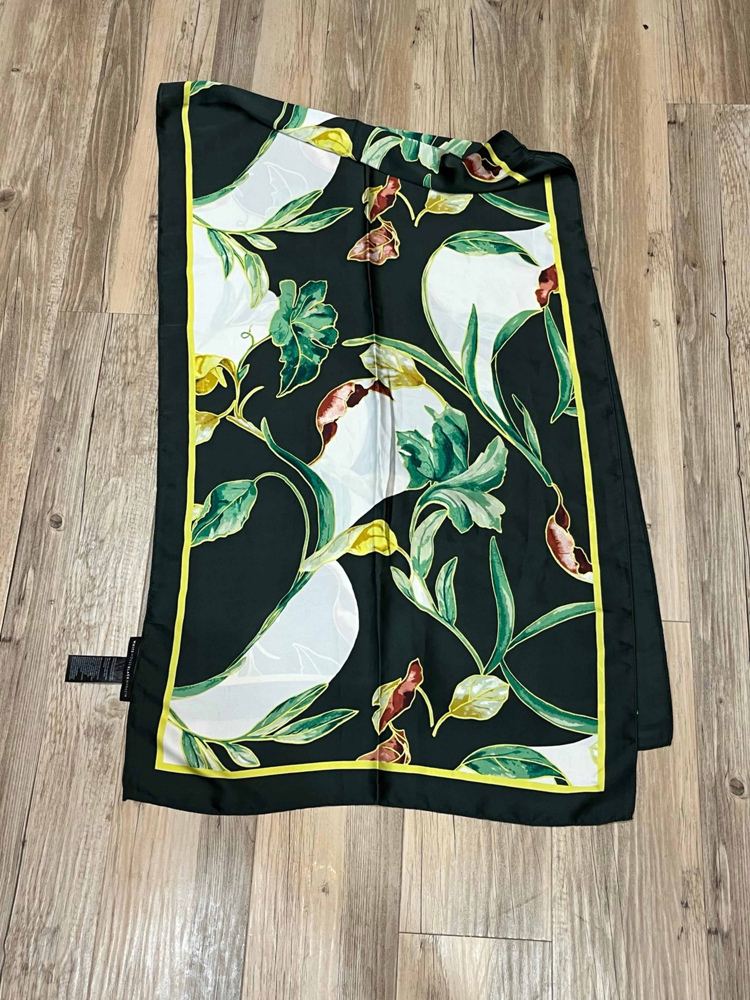 White House Black Market Women's Oblong Scarf head wrap 21"x72" Palm tree green