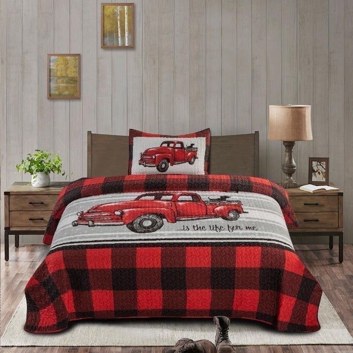 NEW! Farmhouse Red Truck Printed TWIN Size Quilt Set