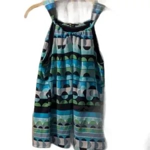 Banana store Republic M medium tank sleeveless top shapes summer vacation shirt