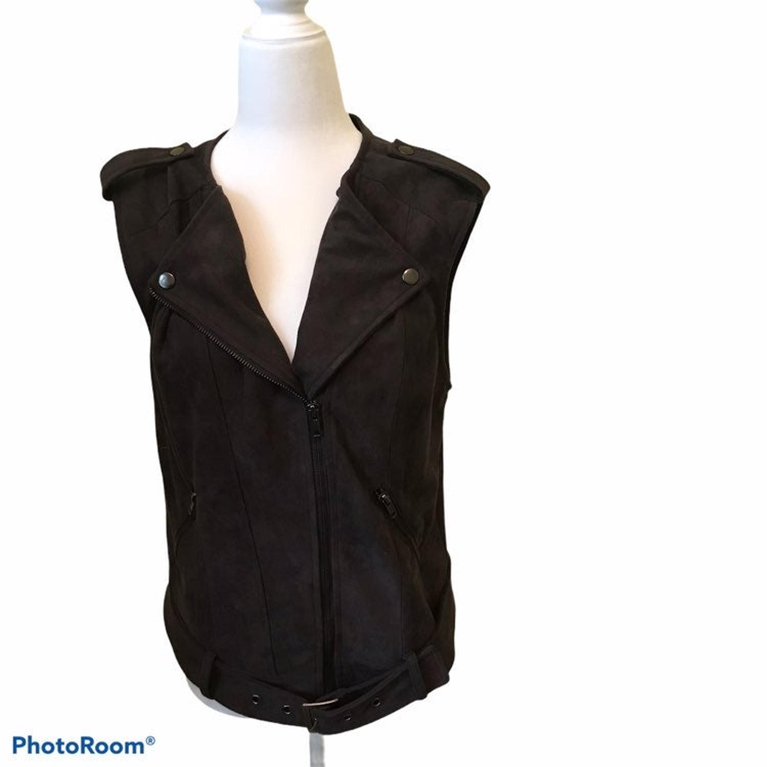 ASTR The Label women’s vest size M