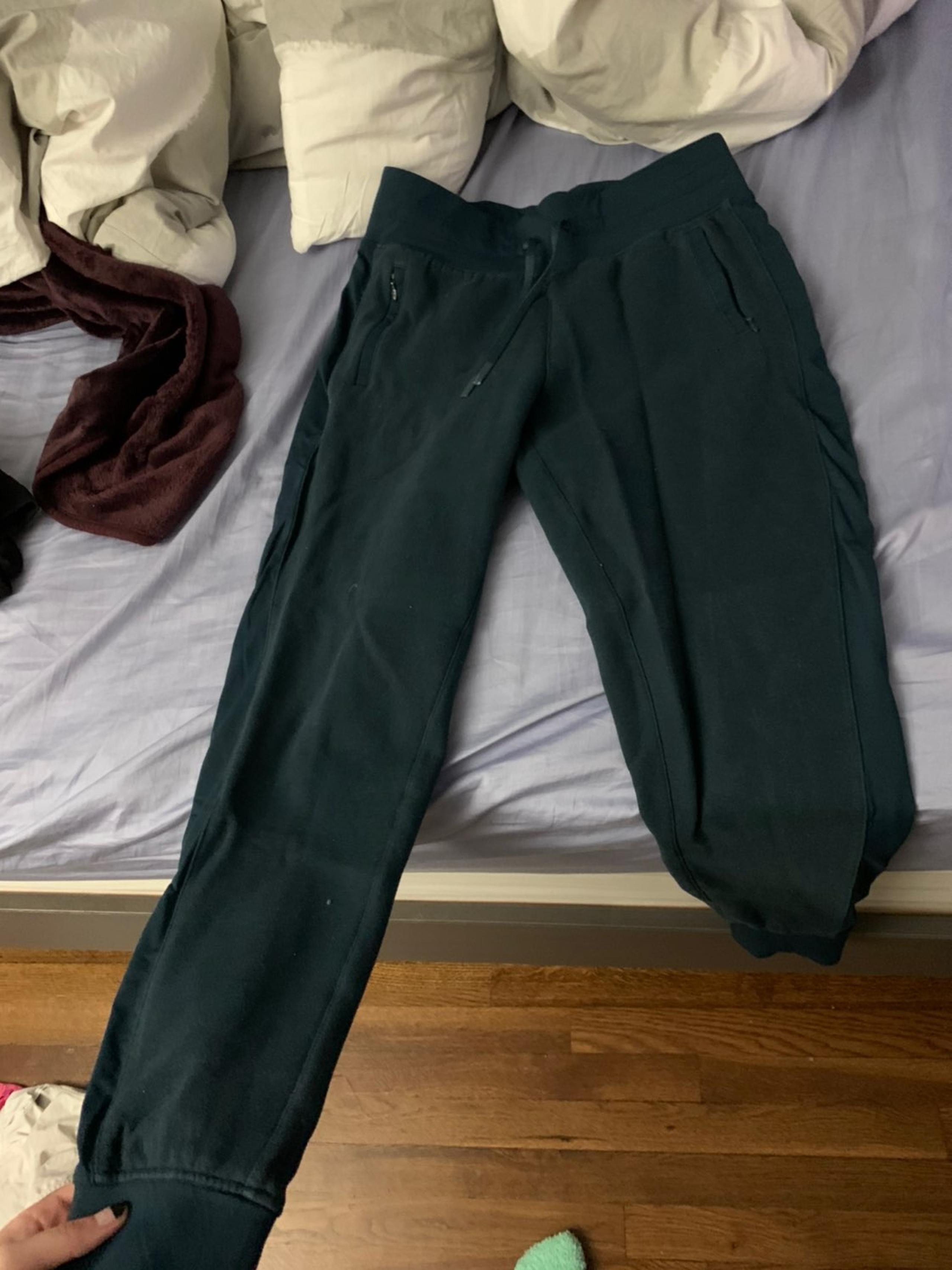 lululemon joggers