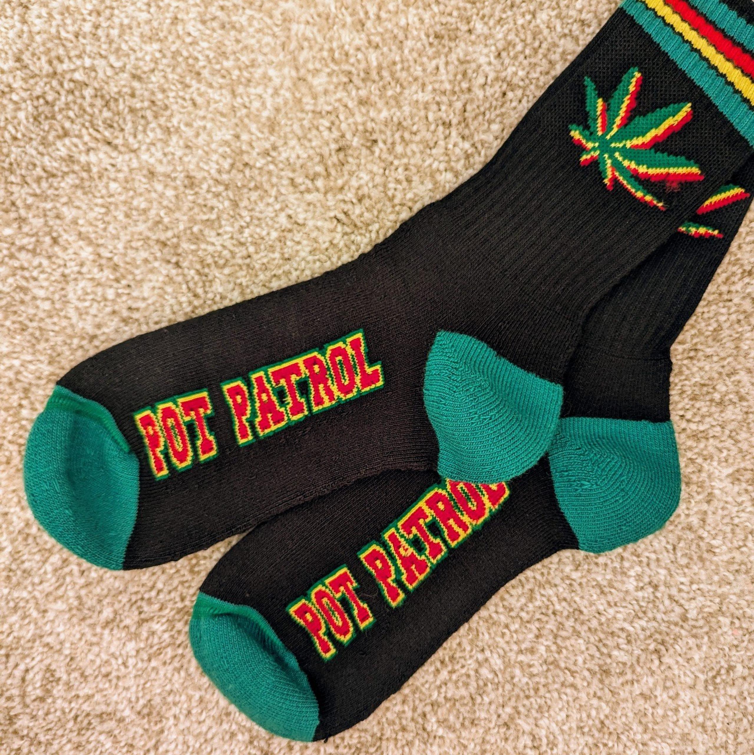 NWT FBF Originals Novelty Crew Socks Men's Size Large