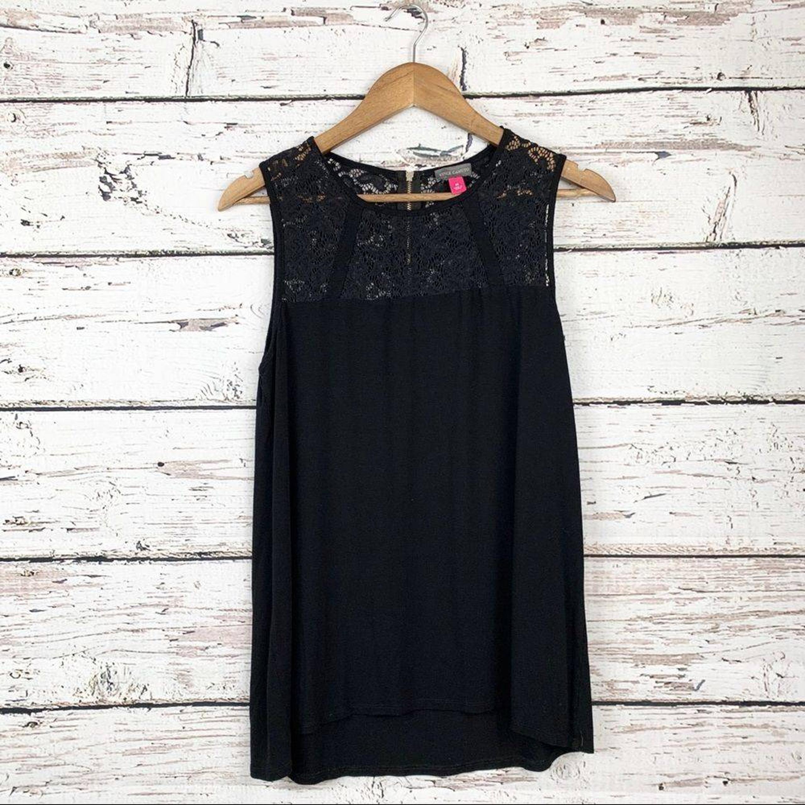 VINCE CAMUTO Black Lace Tank EUC