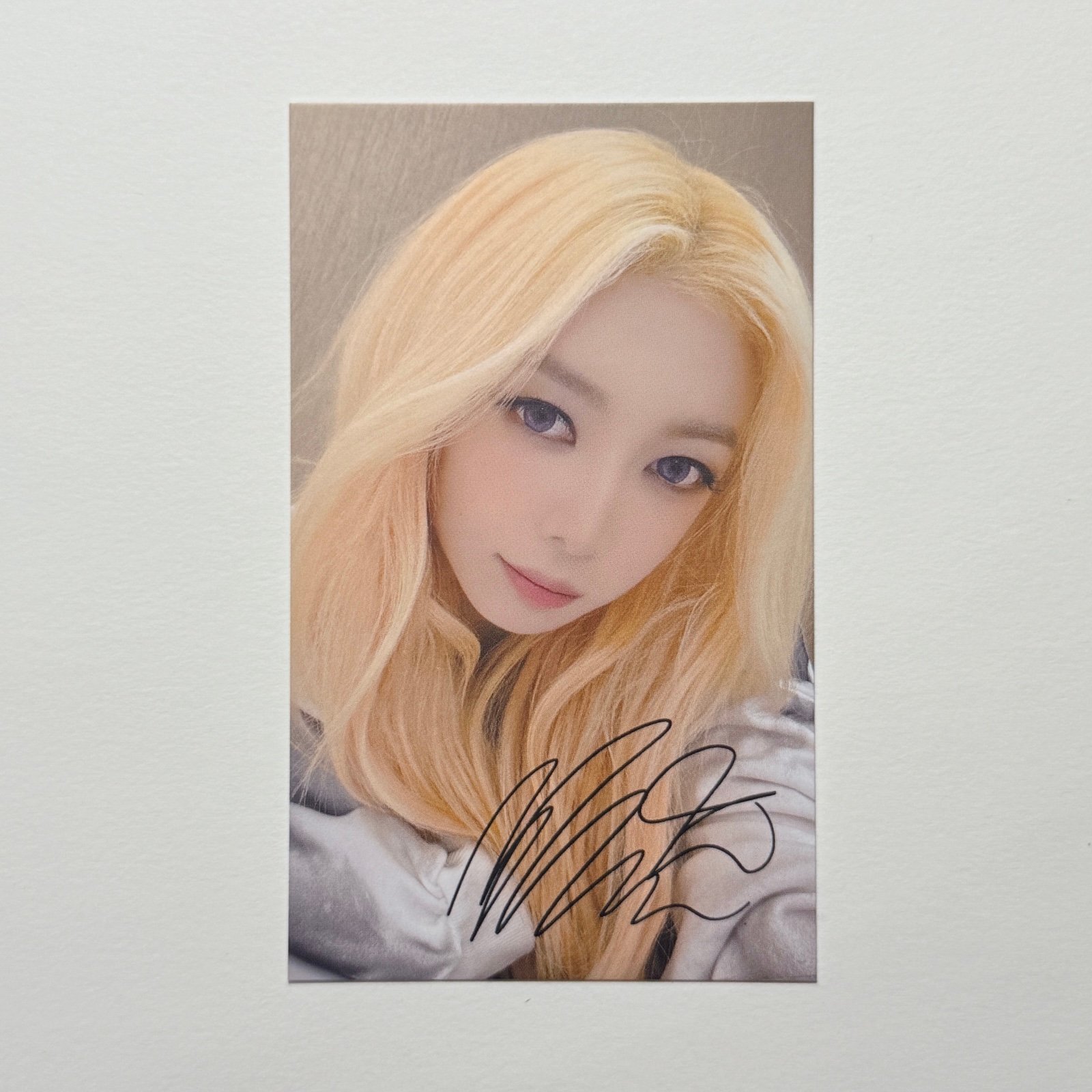Dreamcatcher Dami Taipei photocard set ①