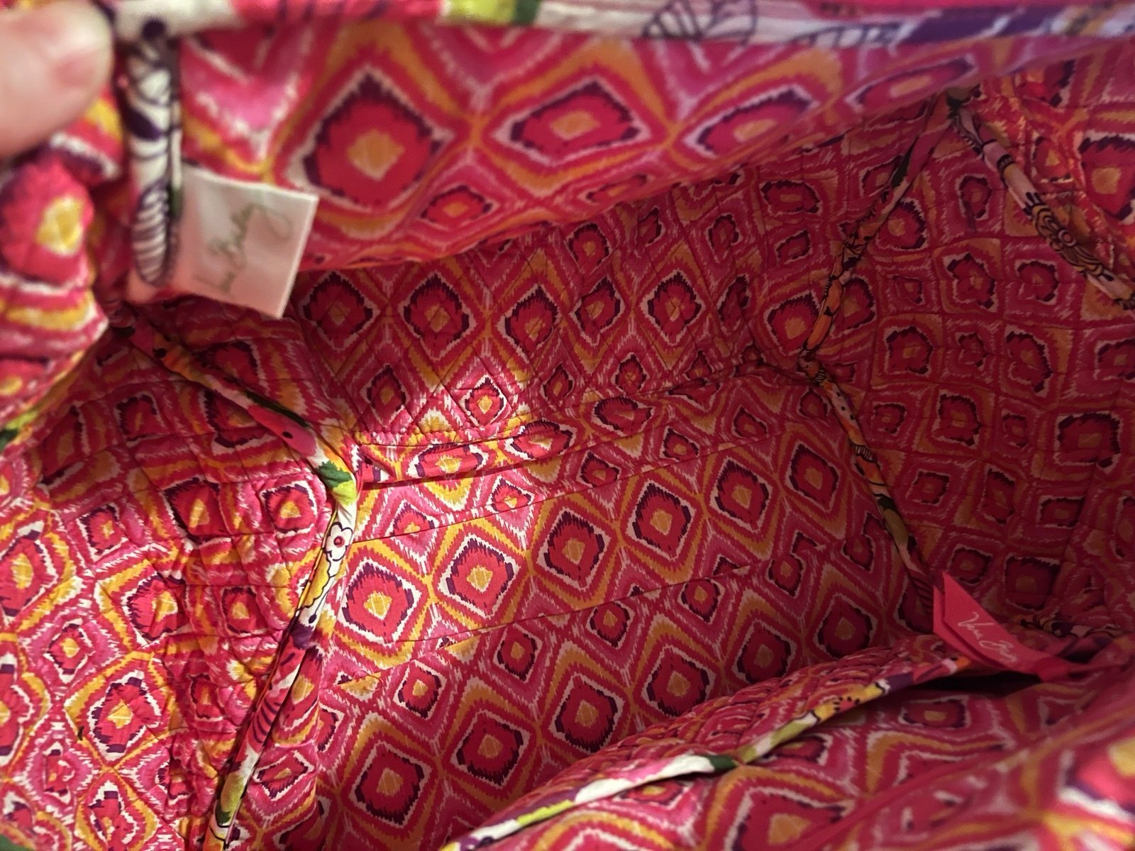 Like newVera Bradley travel bag