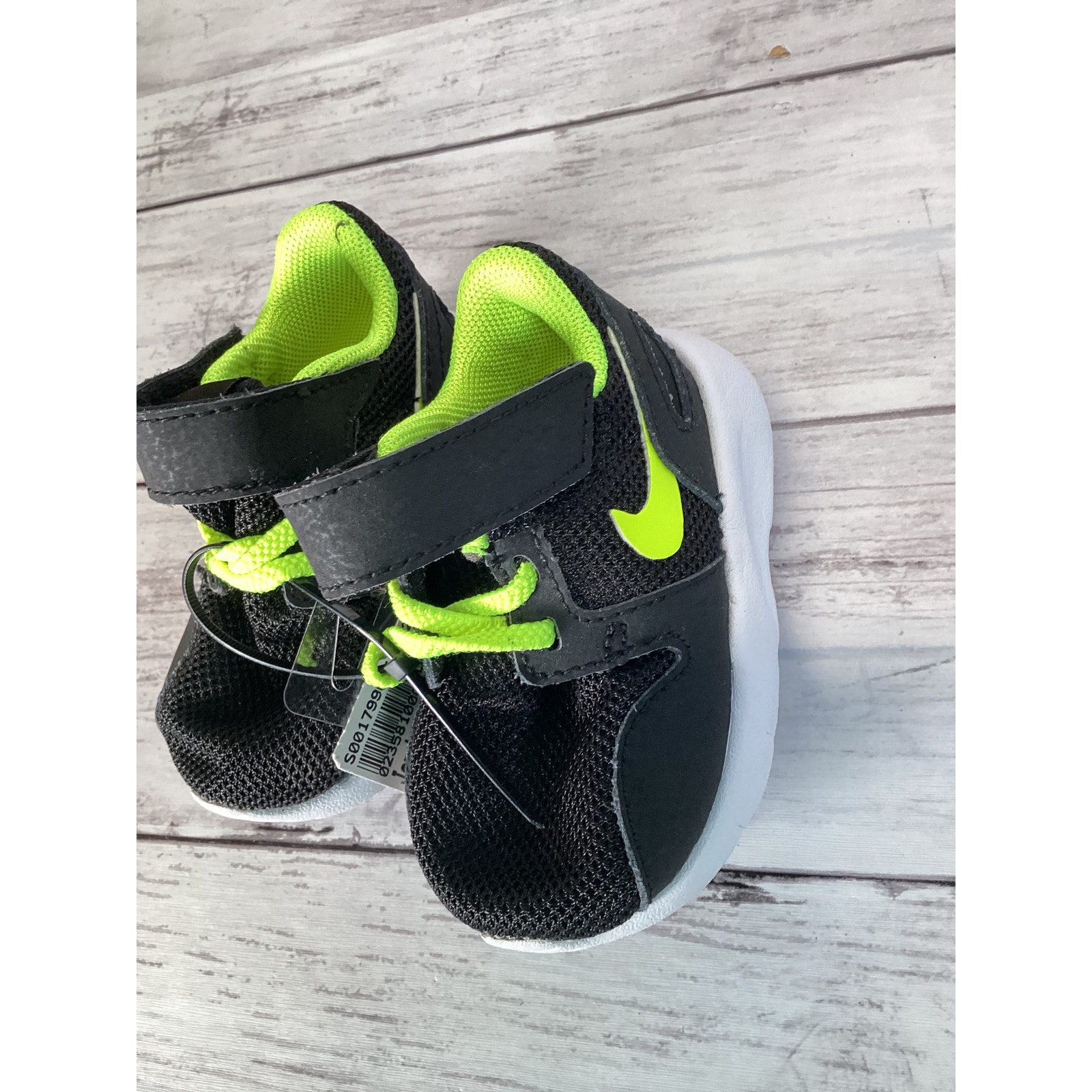 NIKE KAISHI TDV Shoe 705491 007 Black Green Toddlers Size 2C