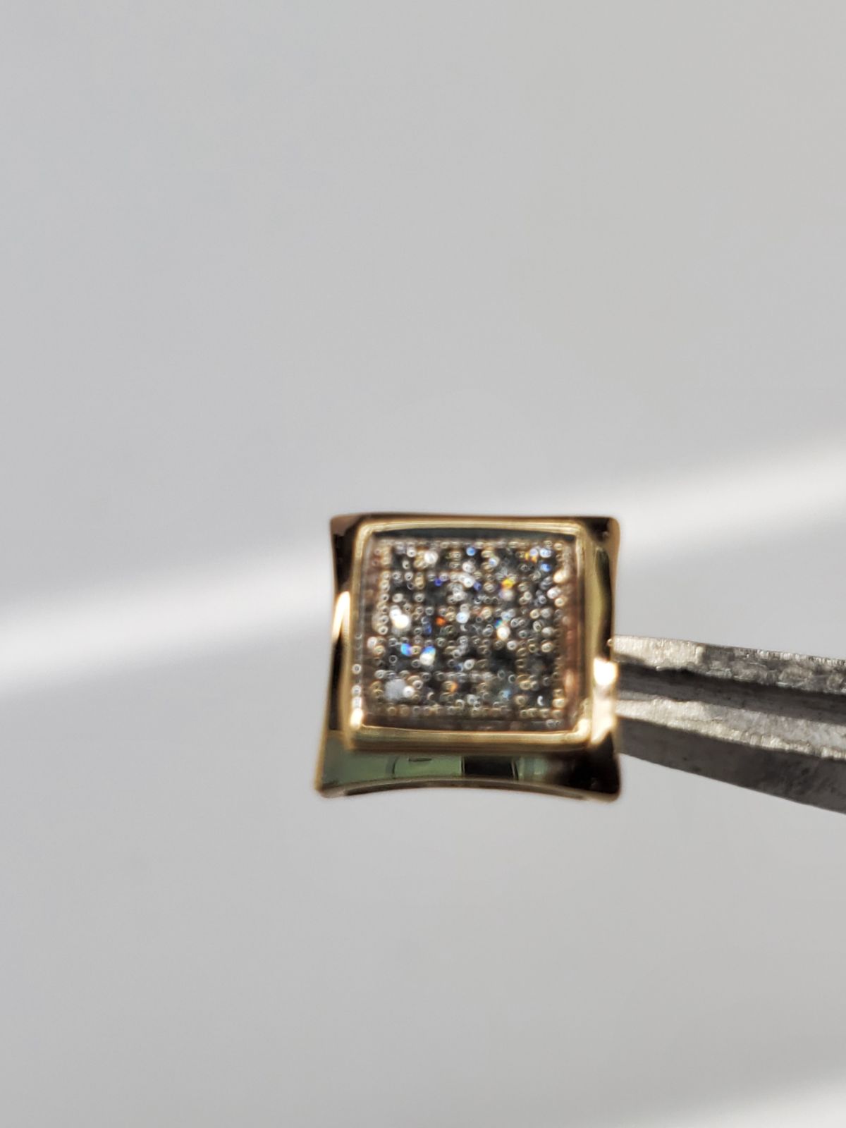 Mens natural diamond Earrings (single)
