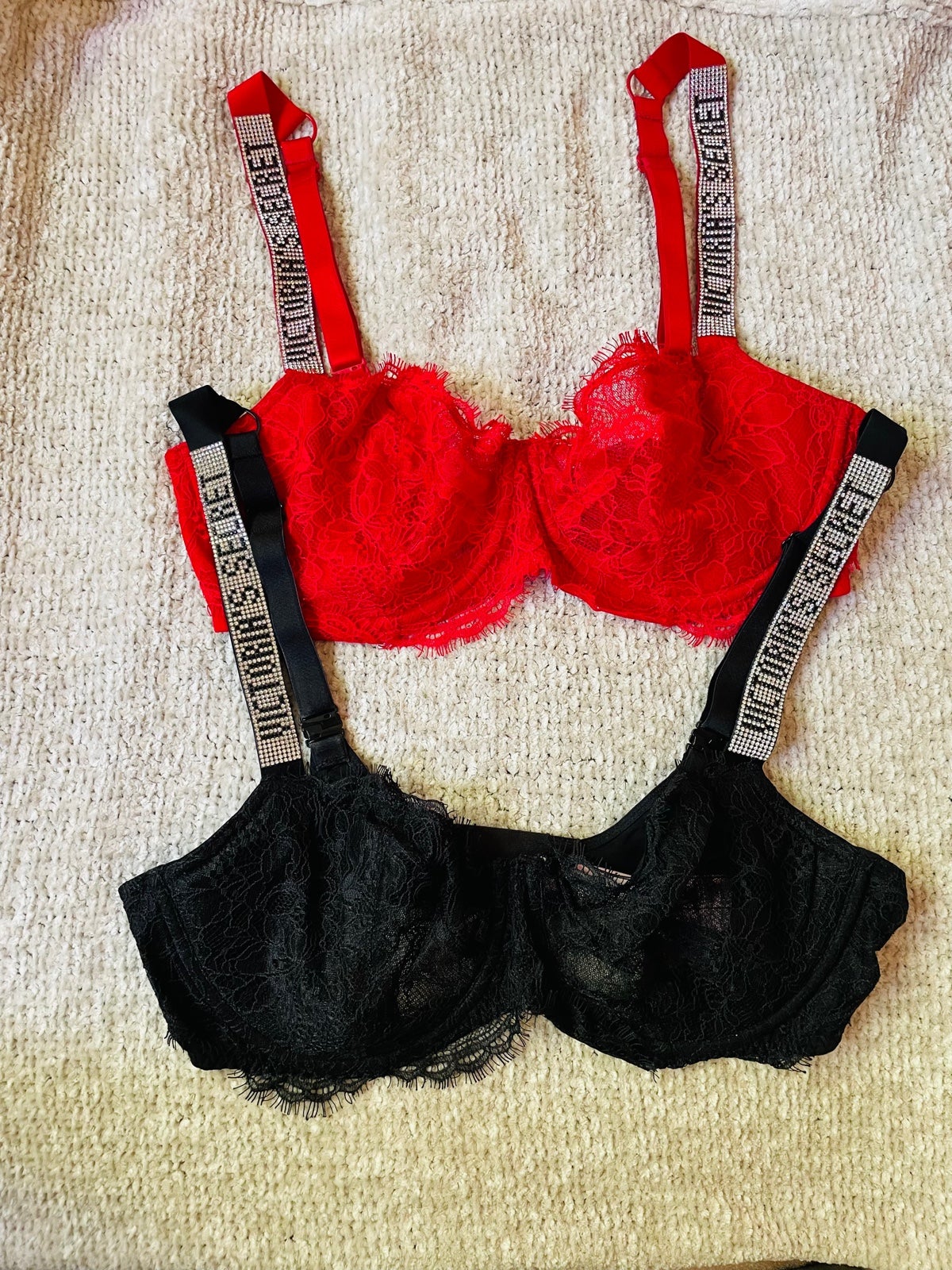 Victoria's Secret The Fabulous Full Cup Bra