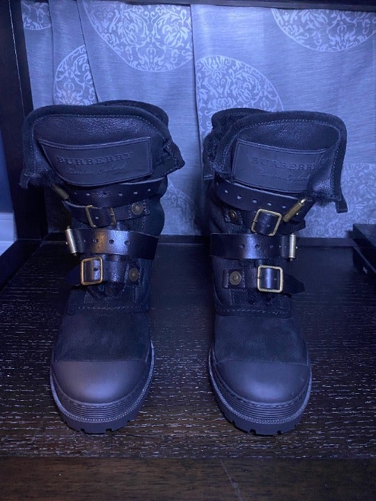 Burberry Dukesbridge Shearling Weather Boot Size 6.5