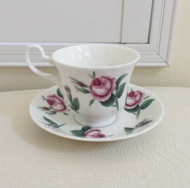 Roy Kirkham Fine Bone China Tea Cup