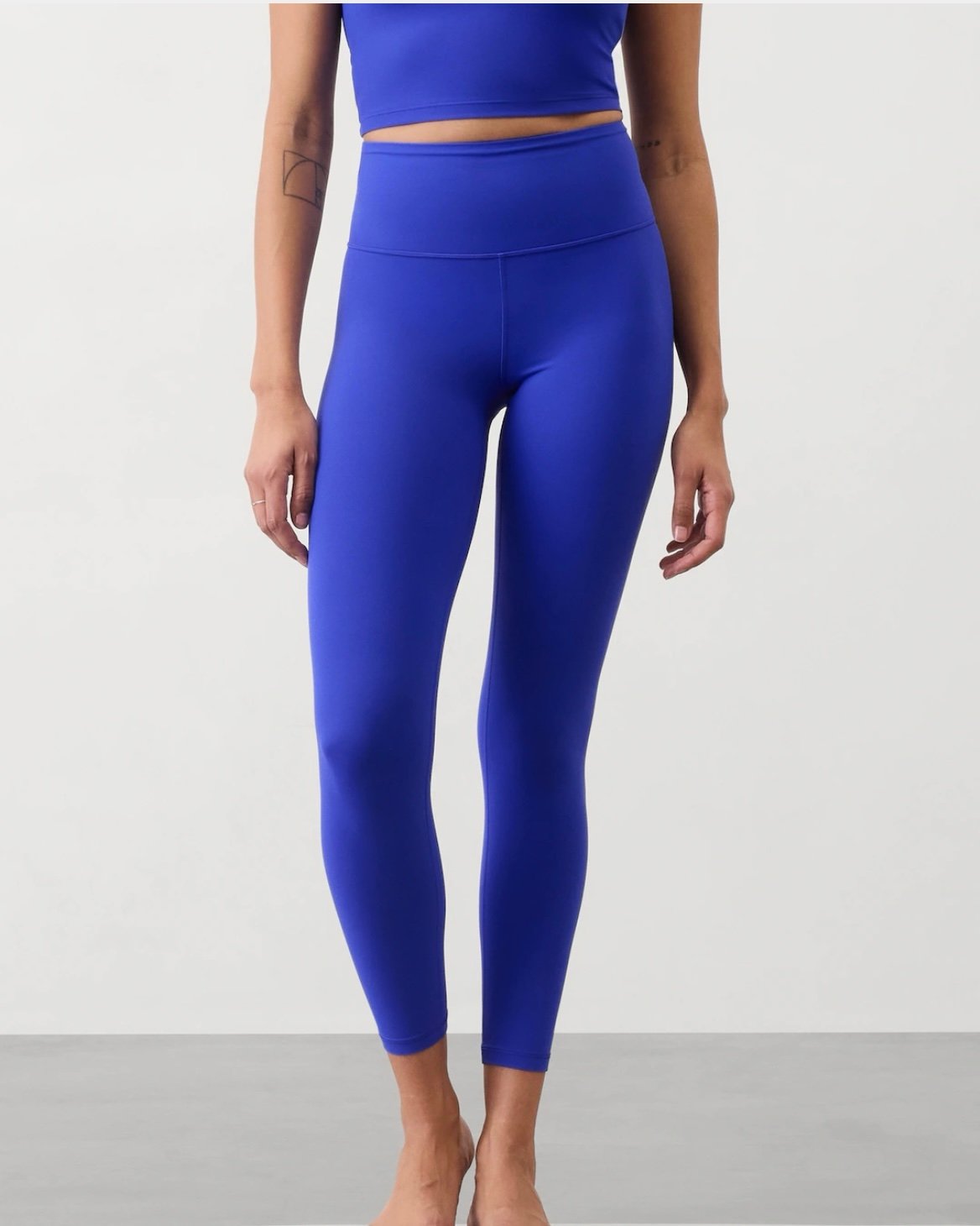 NWT Athleta Elation Ulta High 7/8 Leggings. Size Medium