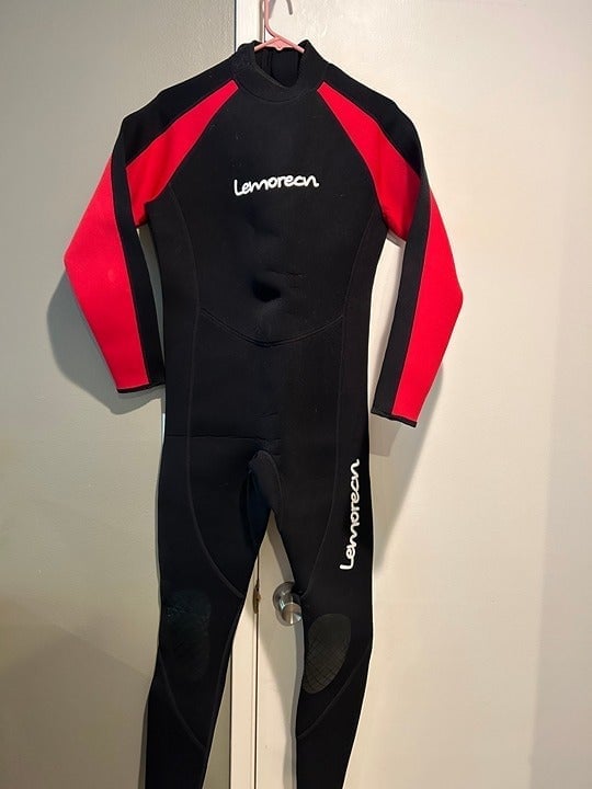 Wetsuit