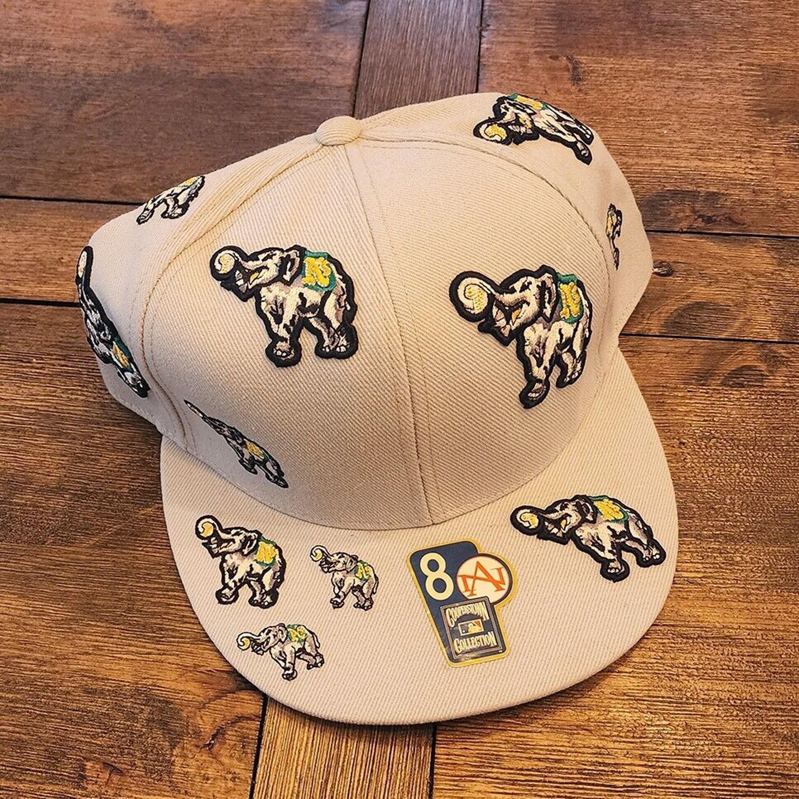 American Needle Oakland Athletics Men's Vintage Logo Fitted Flatbill Hat