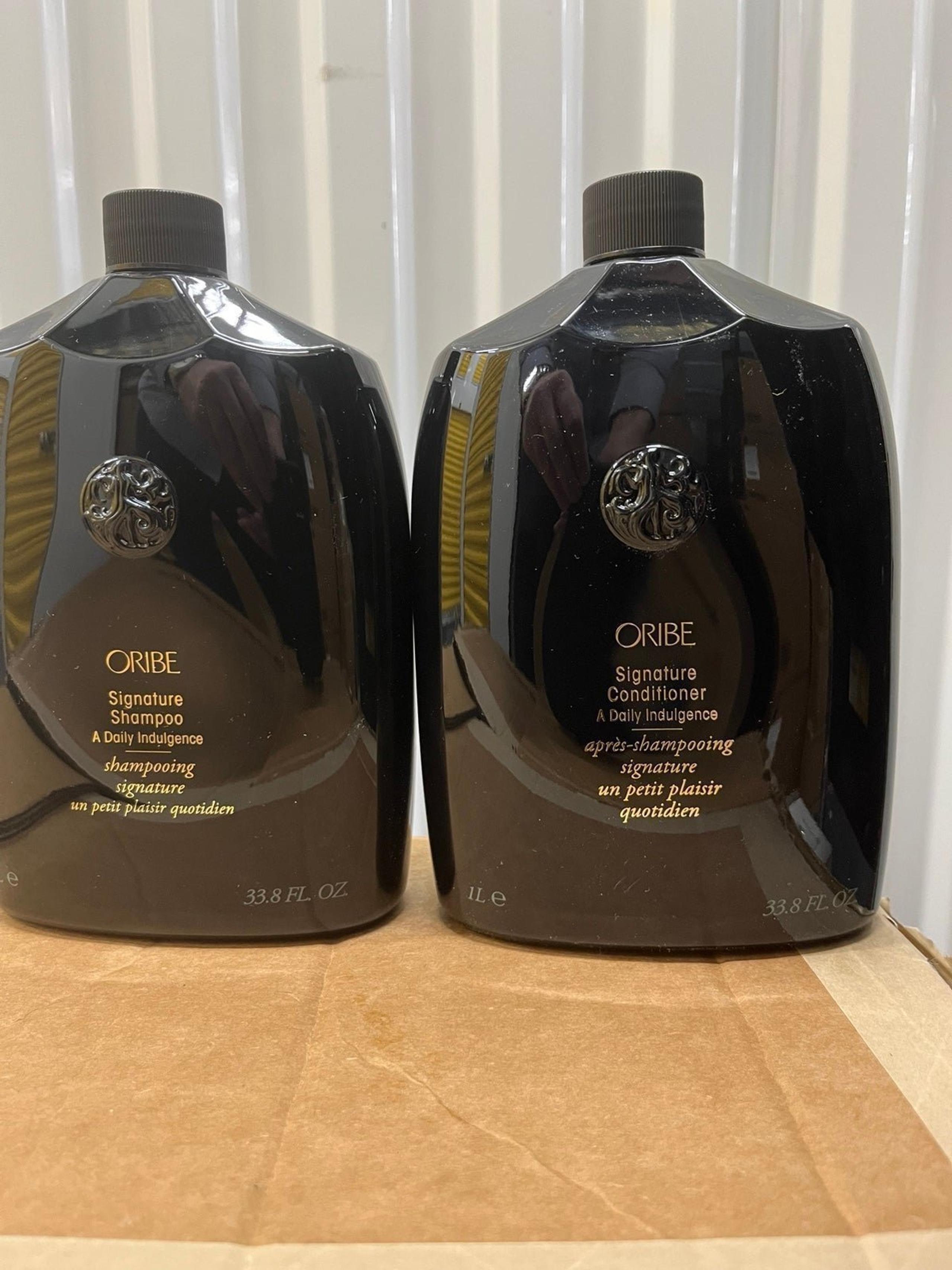 Oribe Signature Moisture Shampoo & Conditioner Liter Duo…